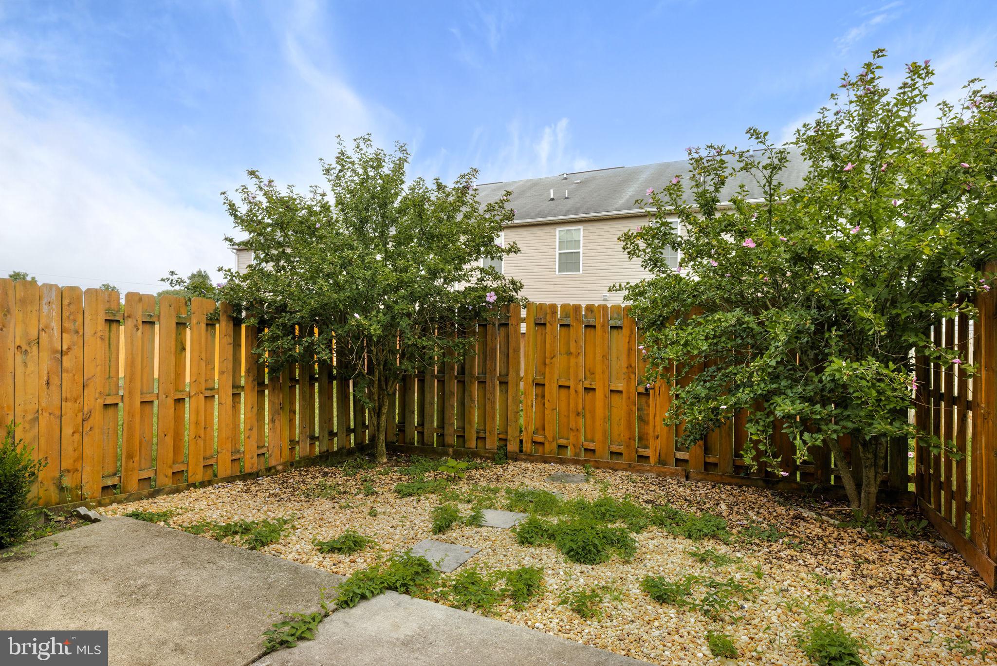 THE TOWNES OF RIDGEWAY - Residential