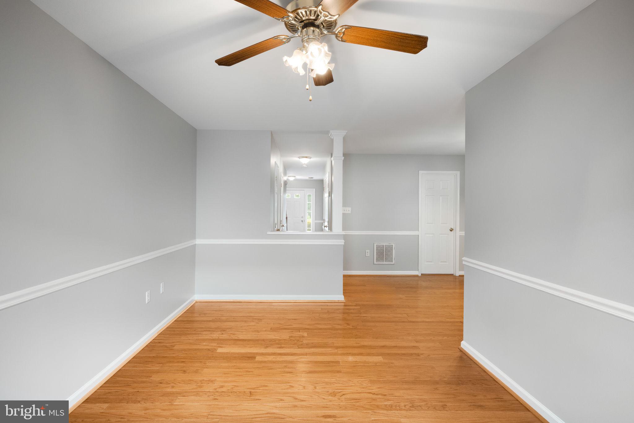 THE TOWNES OF RIDGEWAY - Residential