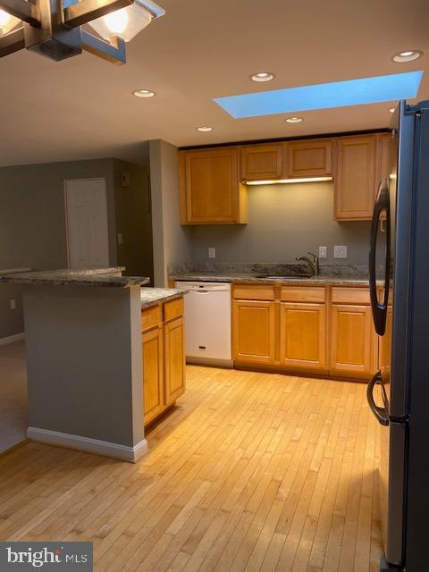 RESTON - Residential Lease