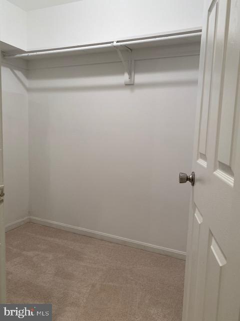 RESTON - Residential Lease