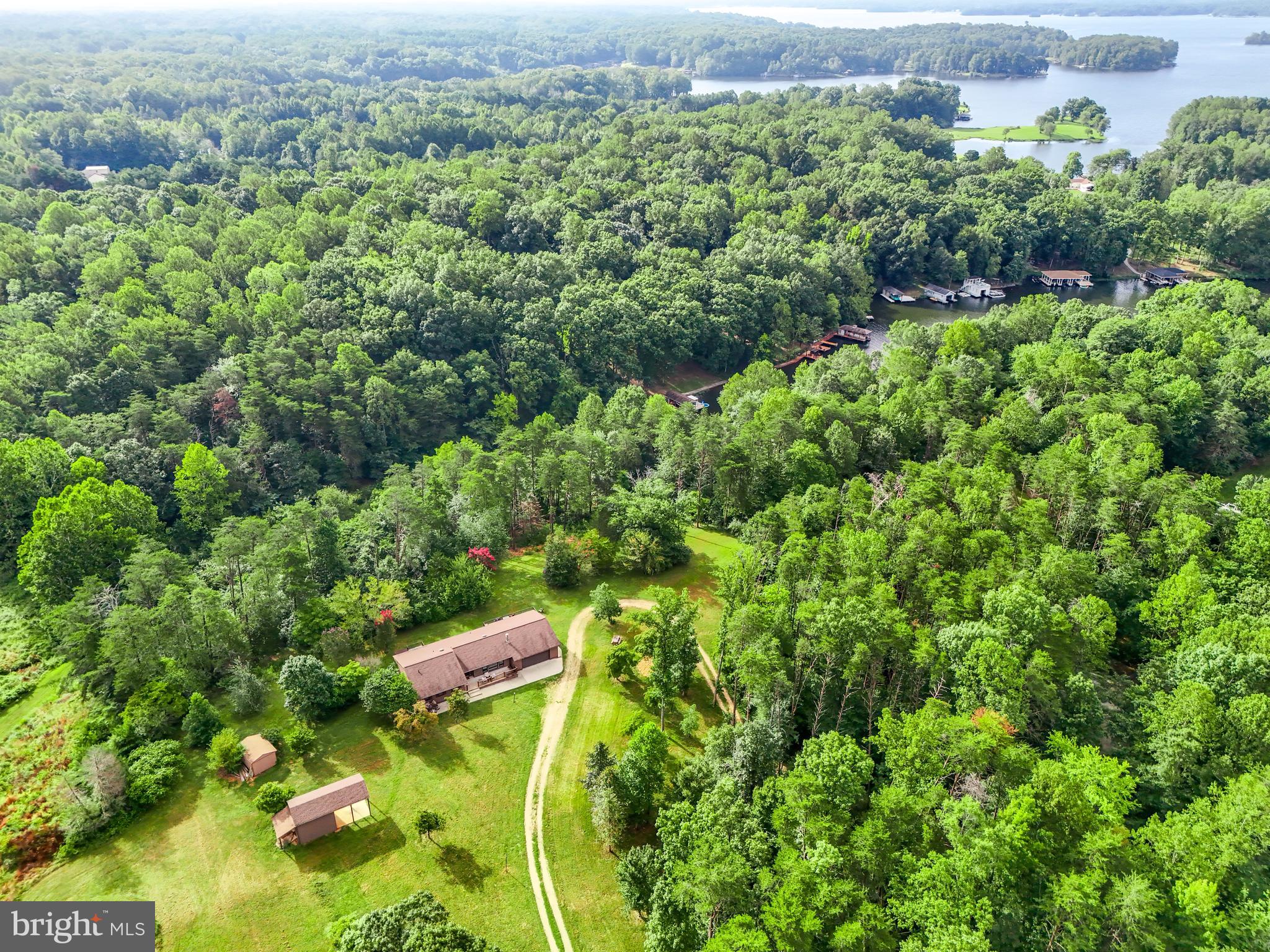 BEAR TREE COVE - Residential