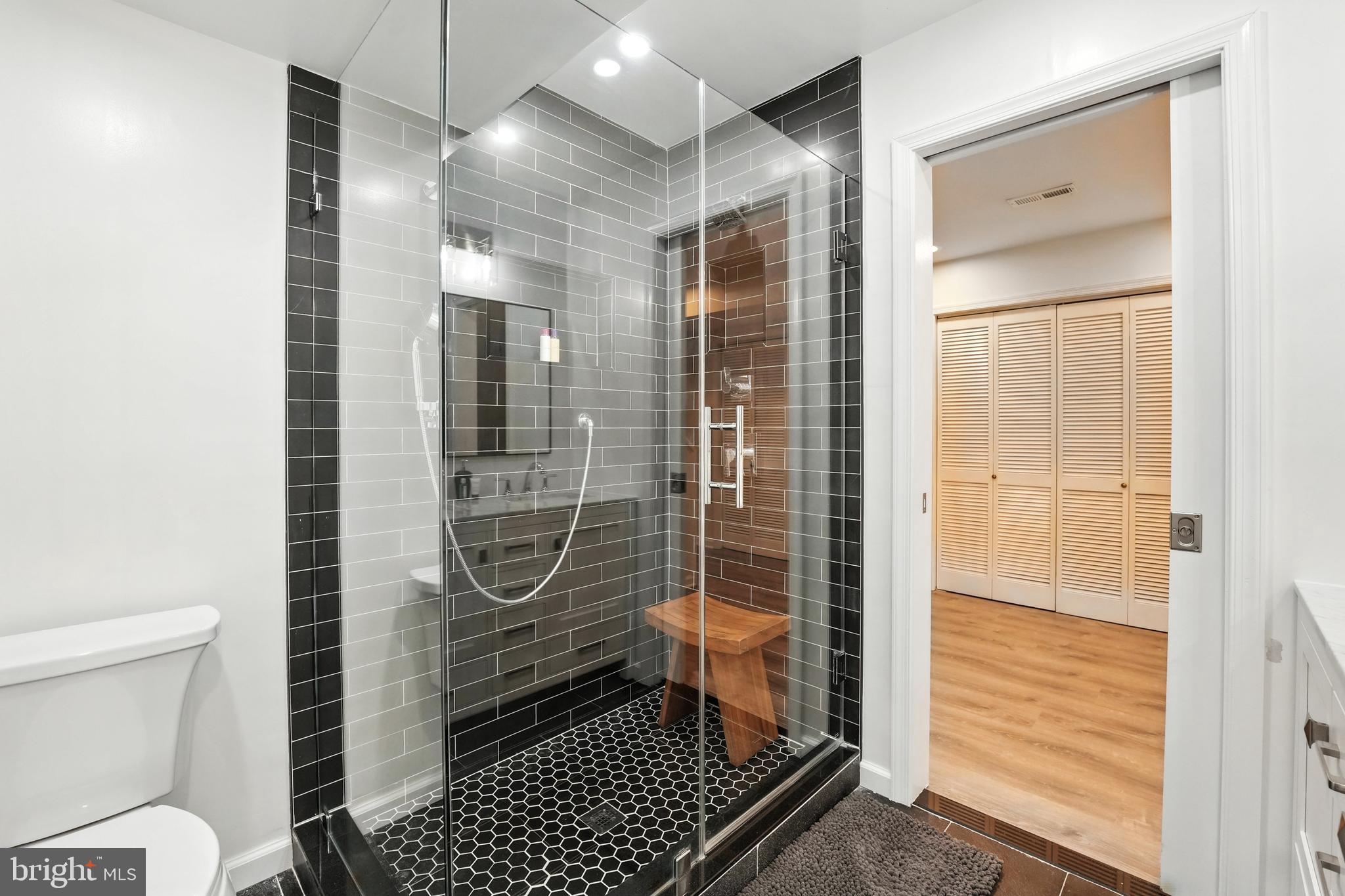 BEAR TREE COVE - Residential