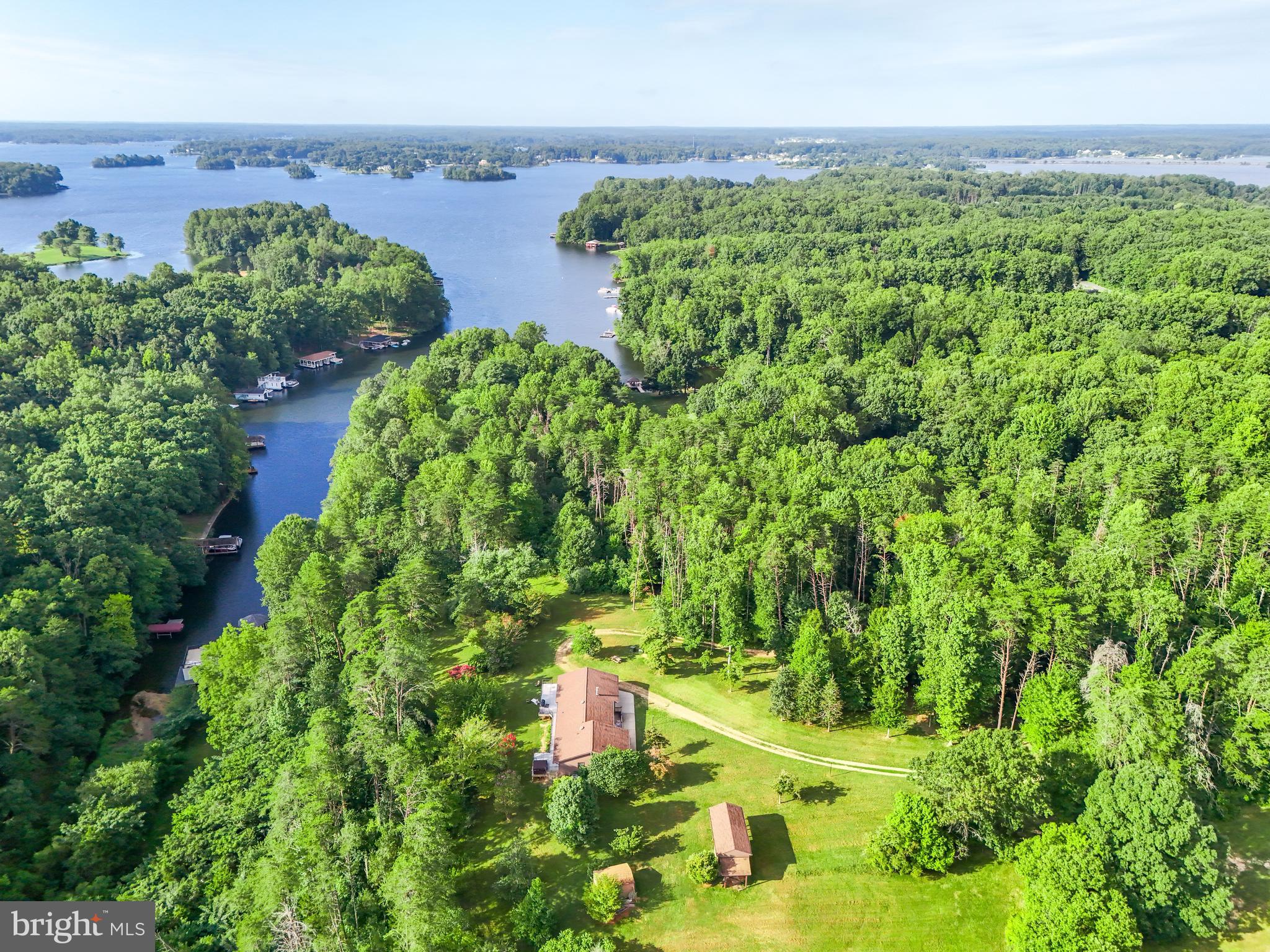 BEAR TREE COVE - Residential