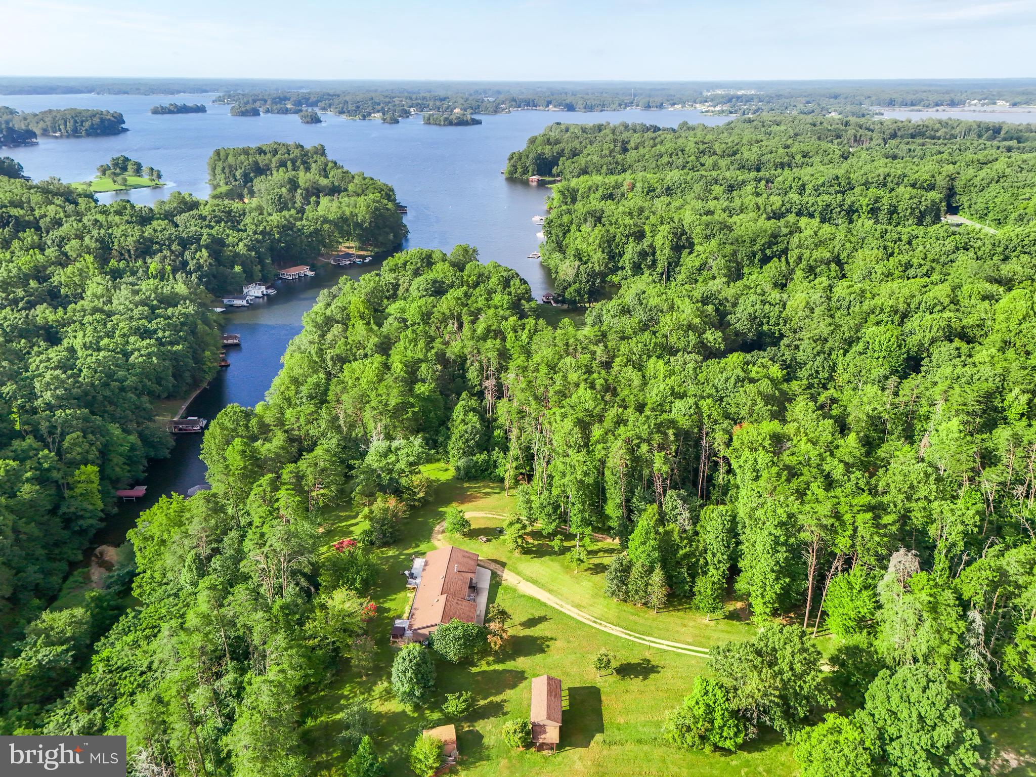 BEAR TREE COVE - Residential