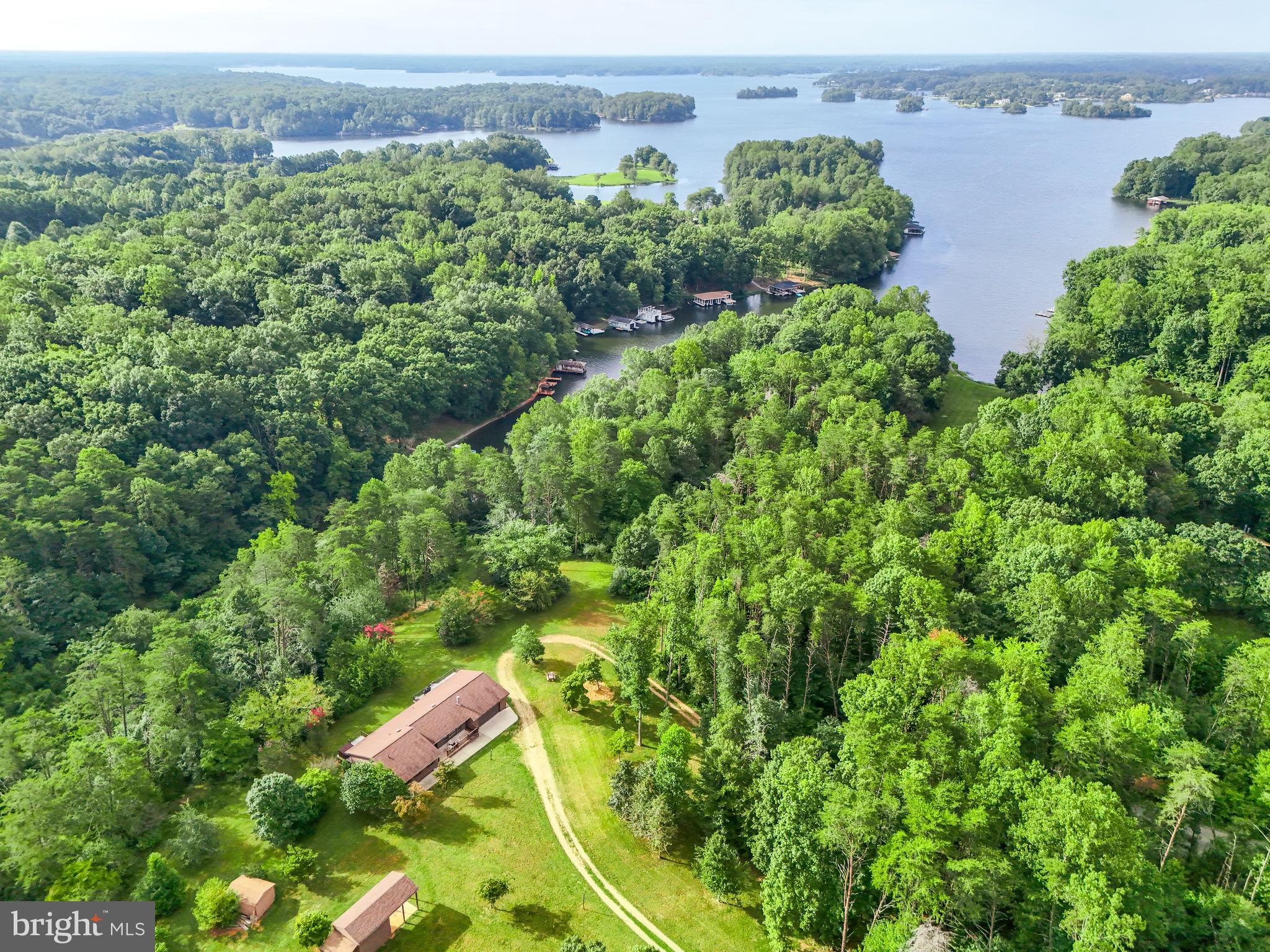 BEAR TREE COVE - Residential