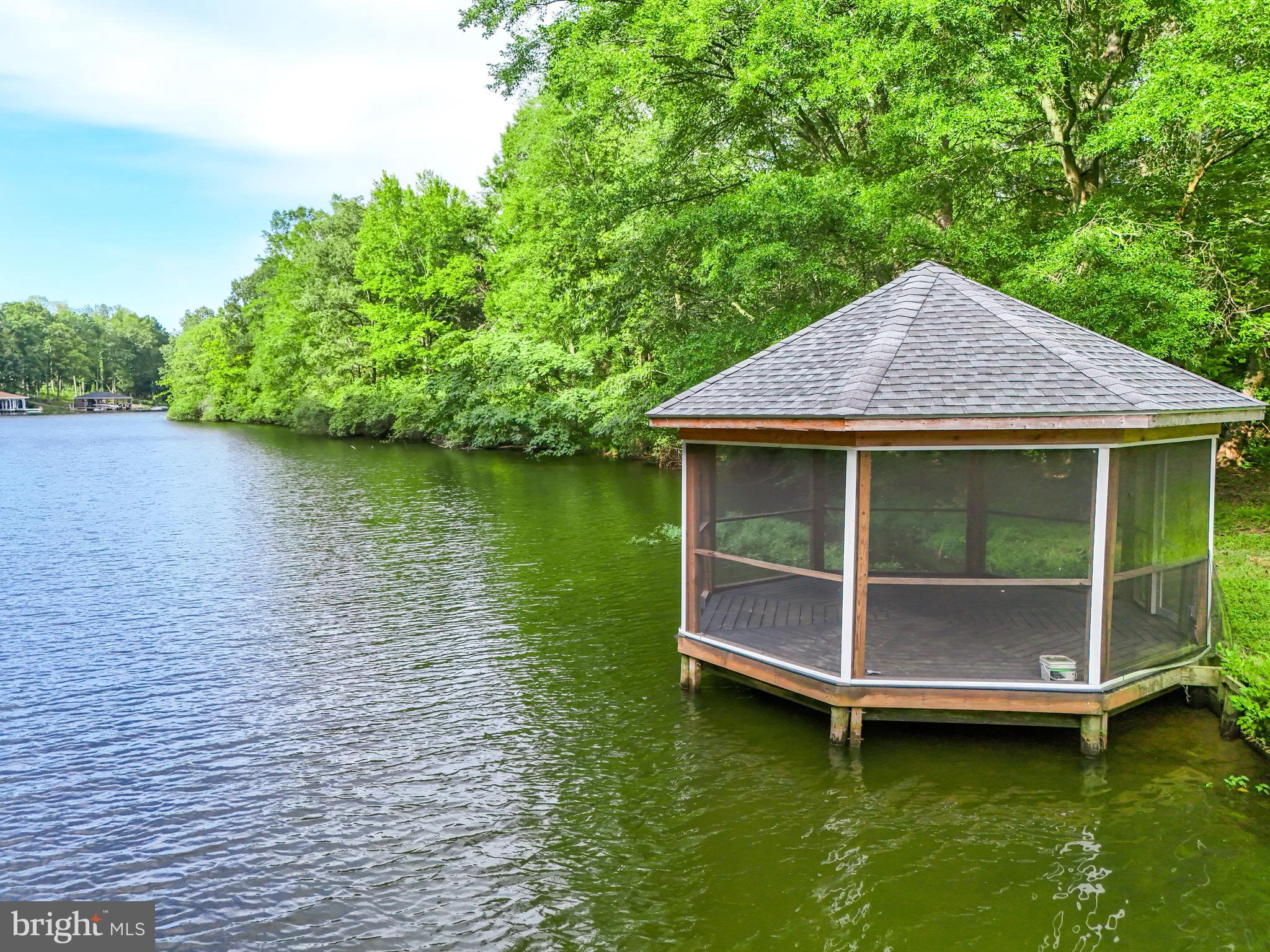 BEAR TREE COVE - Residential