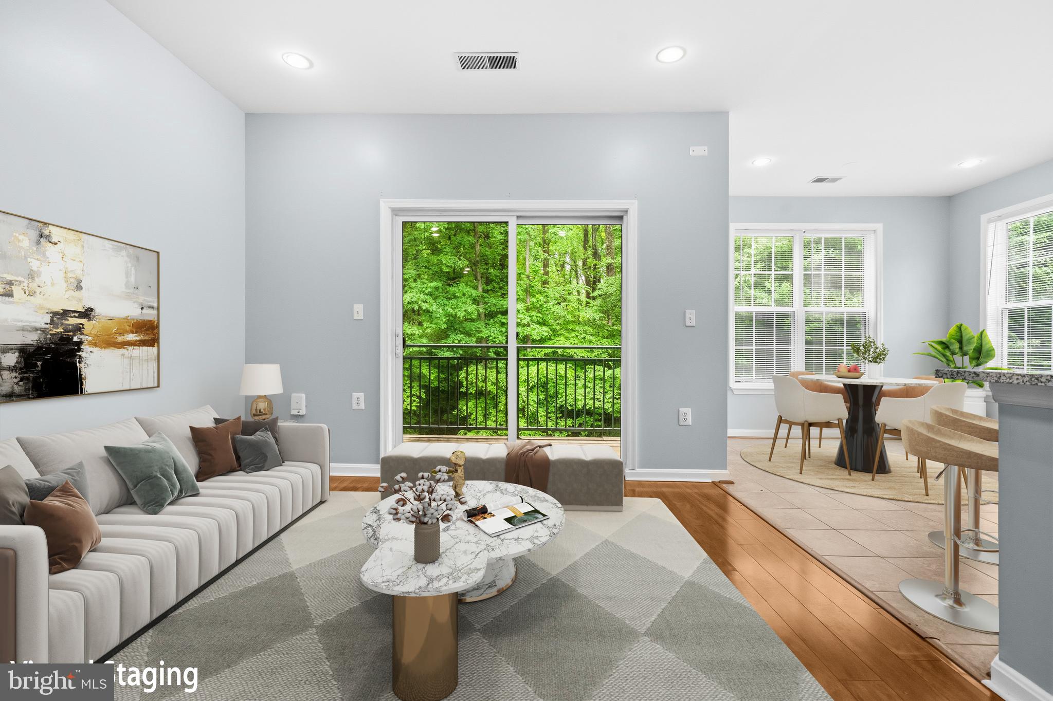 WOODLAND LAKE CONDO - Residential