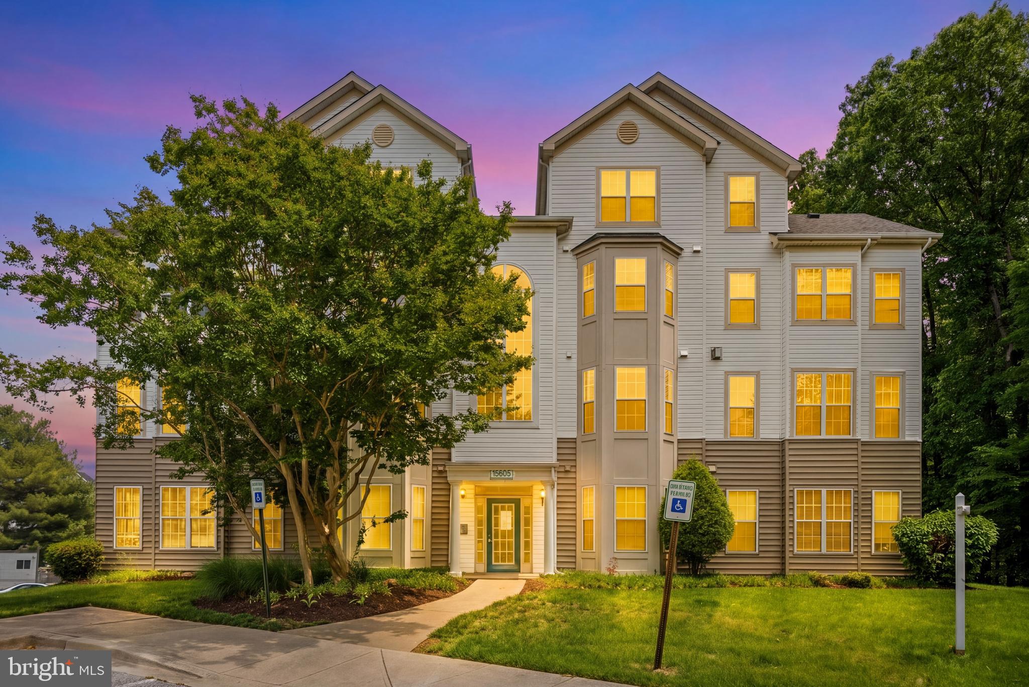 WOODLAND LAKE CONDO - Residential