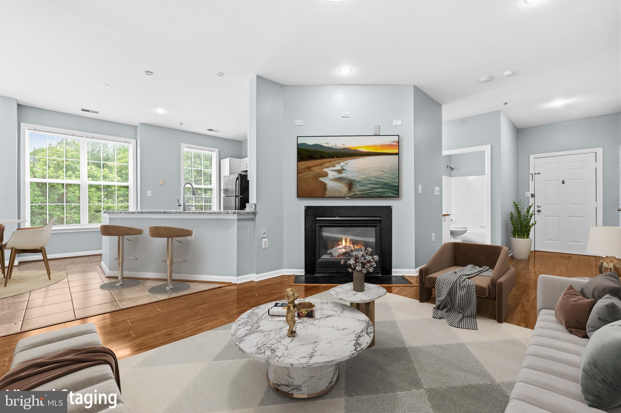 WOODLAND LAKE CONDO - Residential