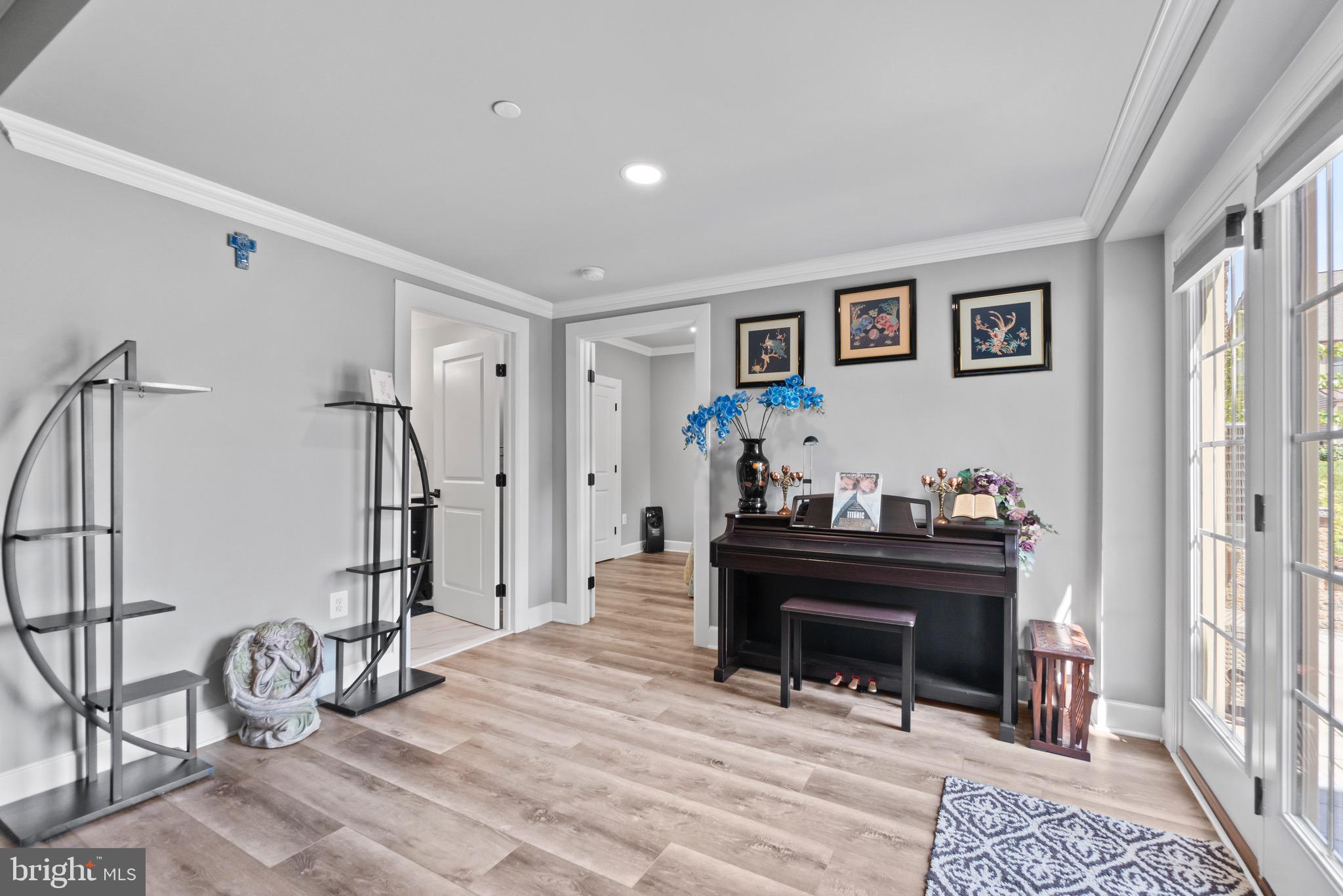 URBANA - Residential