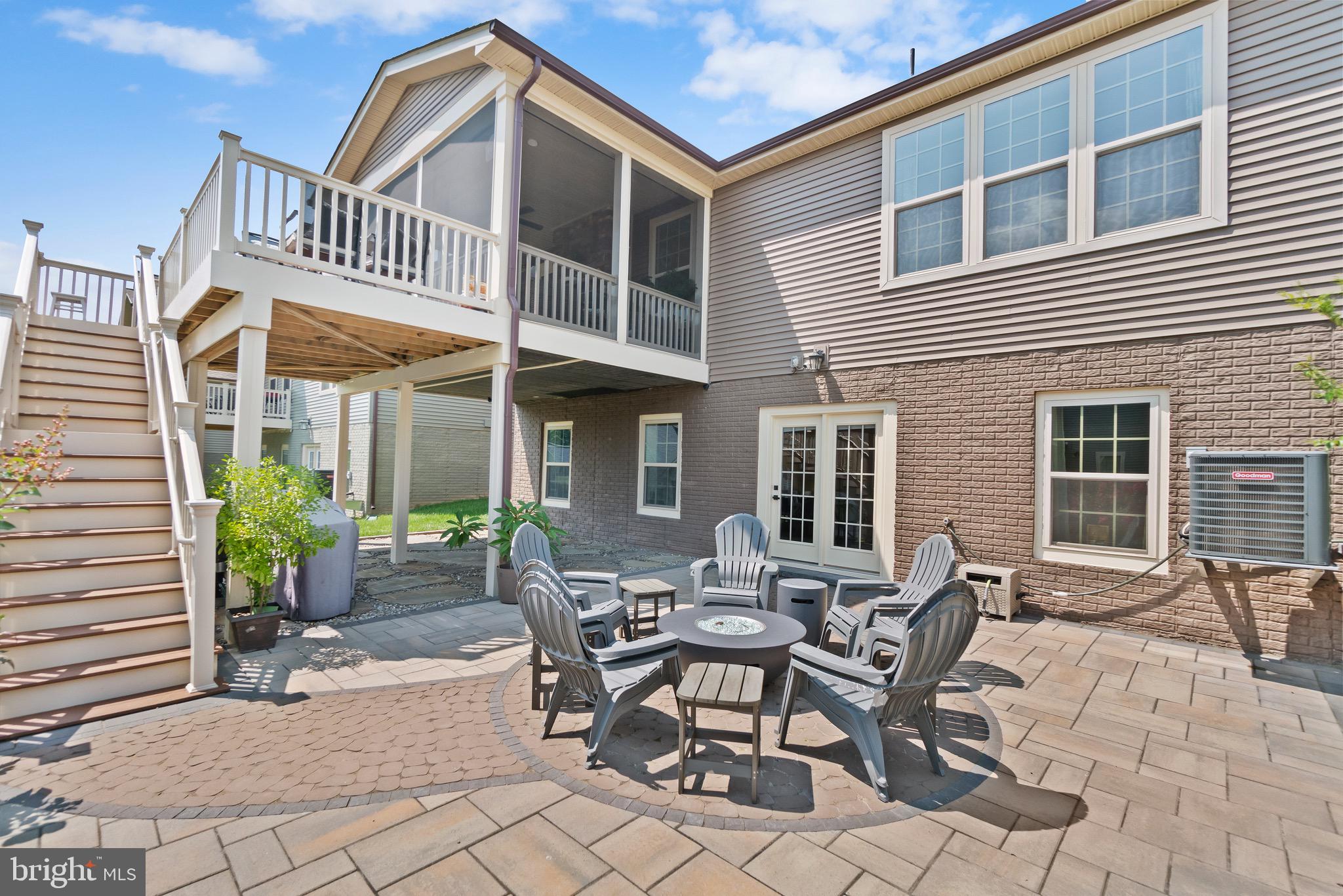 URBANA - Residential