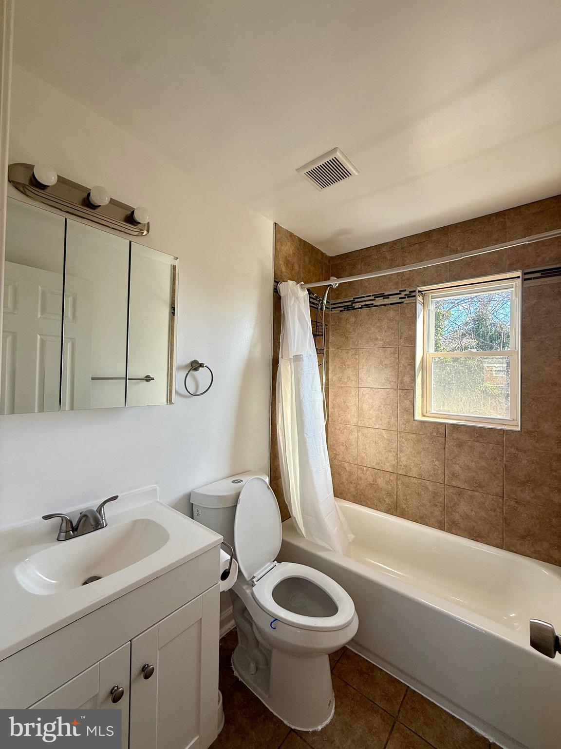 PARKSIDE - Residential