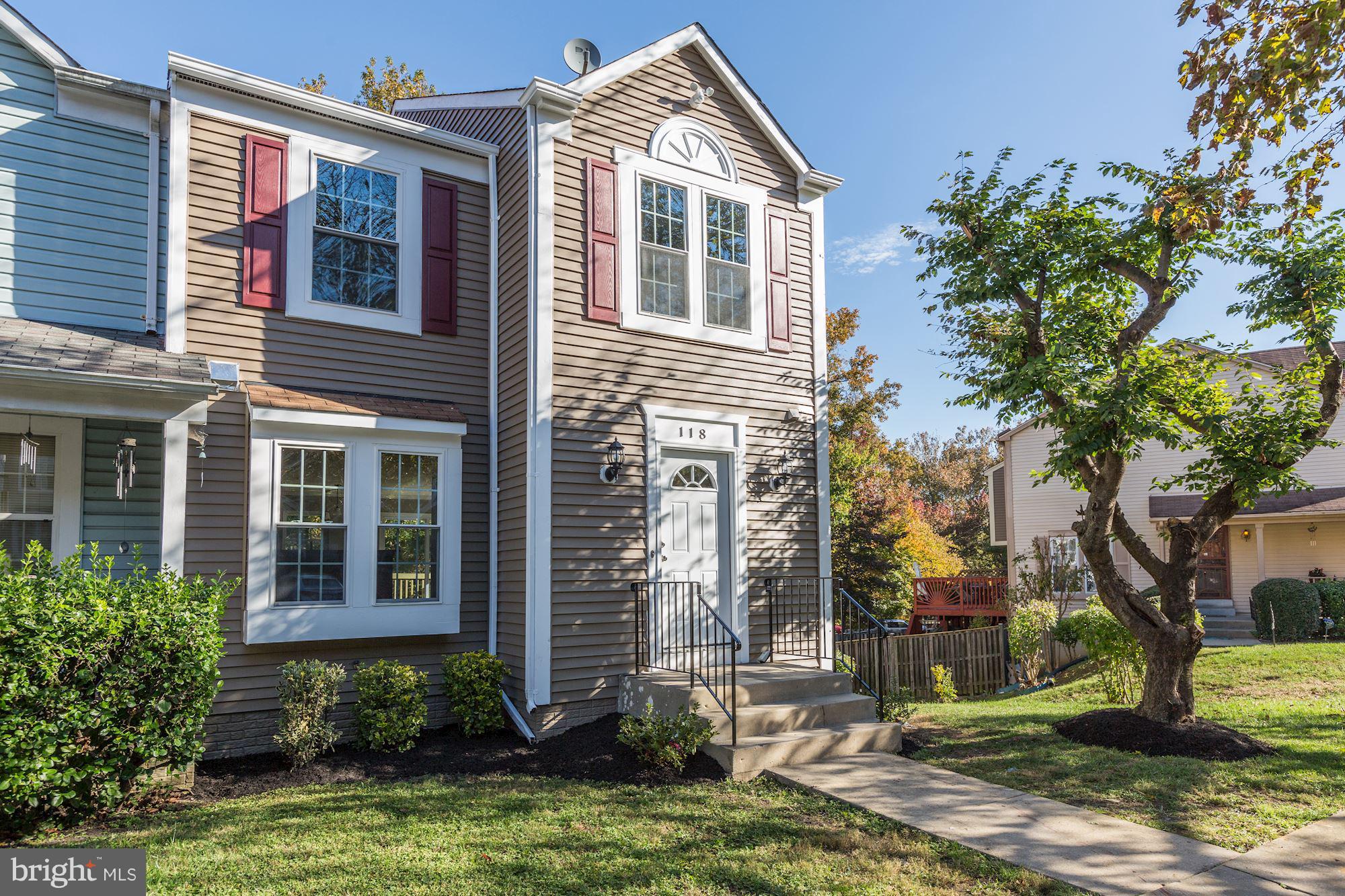 THE MEADOWS OF MANOR FARMS - Residential