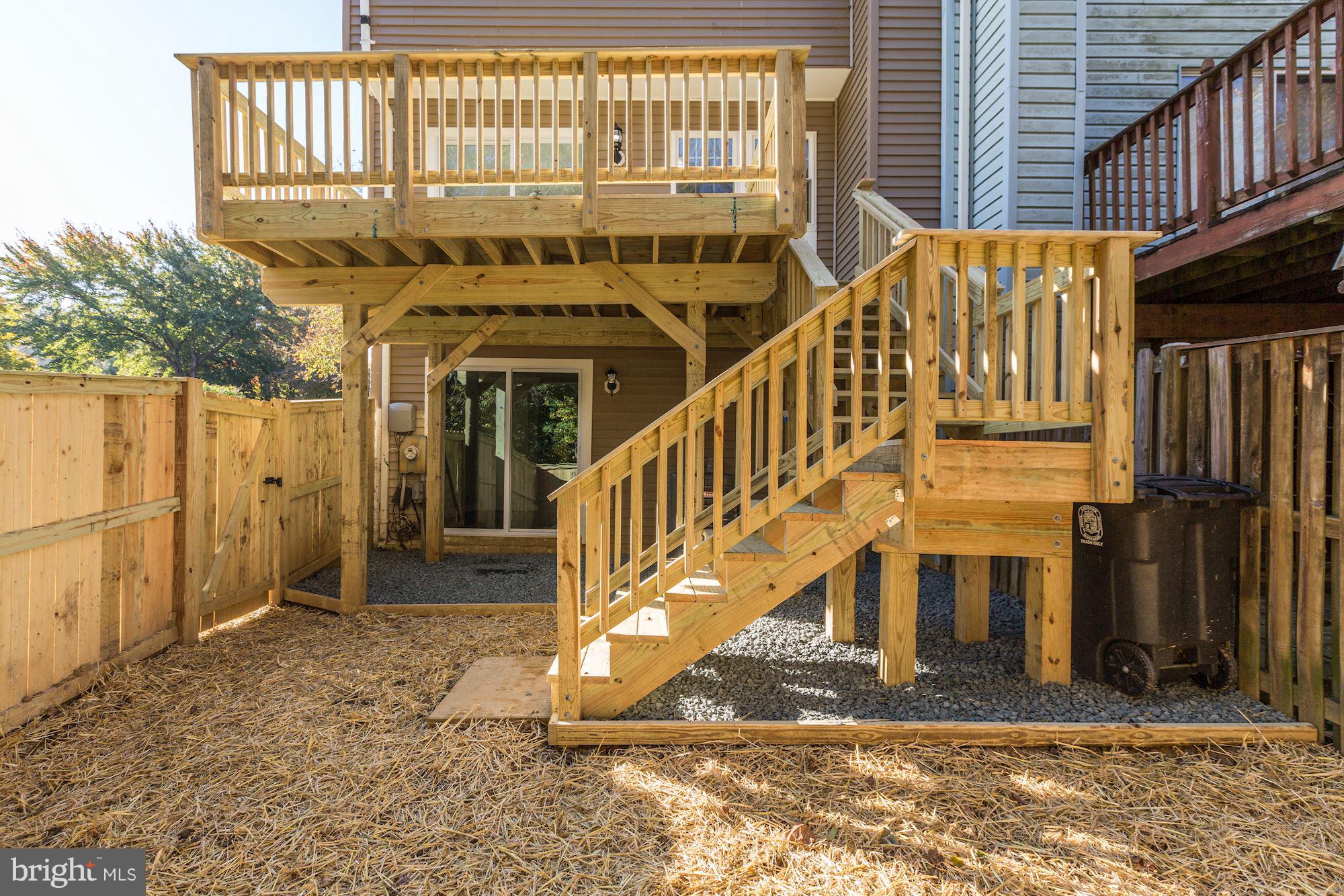 THE MEADOWS OF MANOR FARMS - Residential