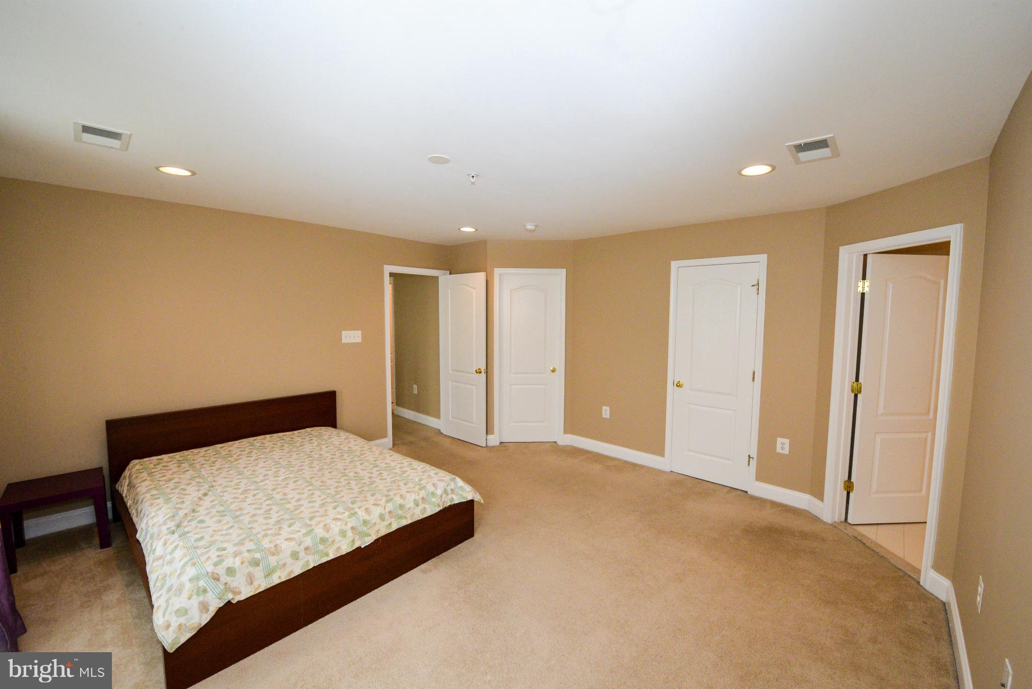 BRUNTON - Residential