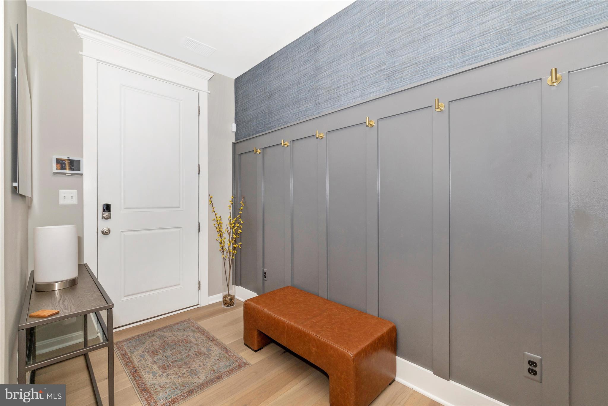 TOWNS AT MARKET COMMONS - Residential