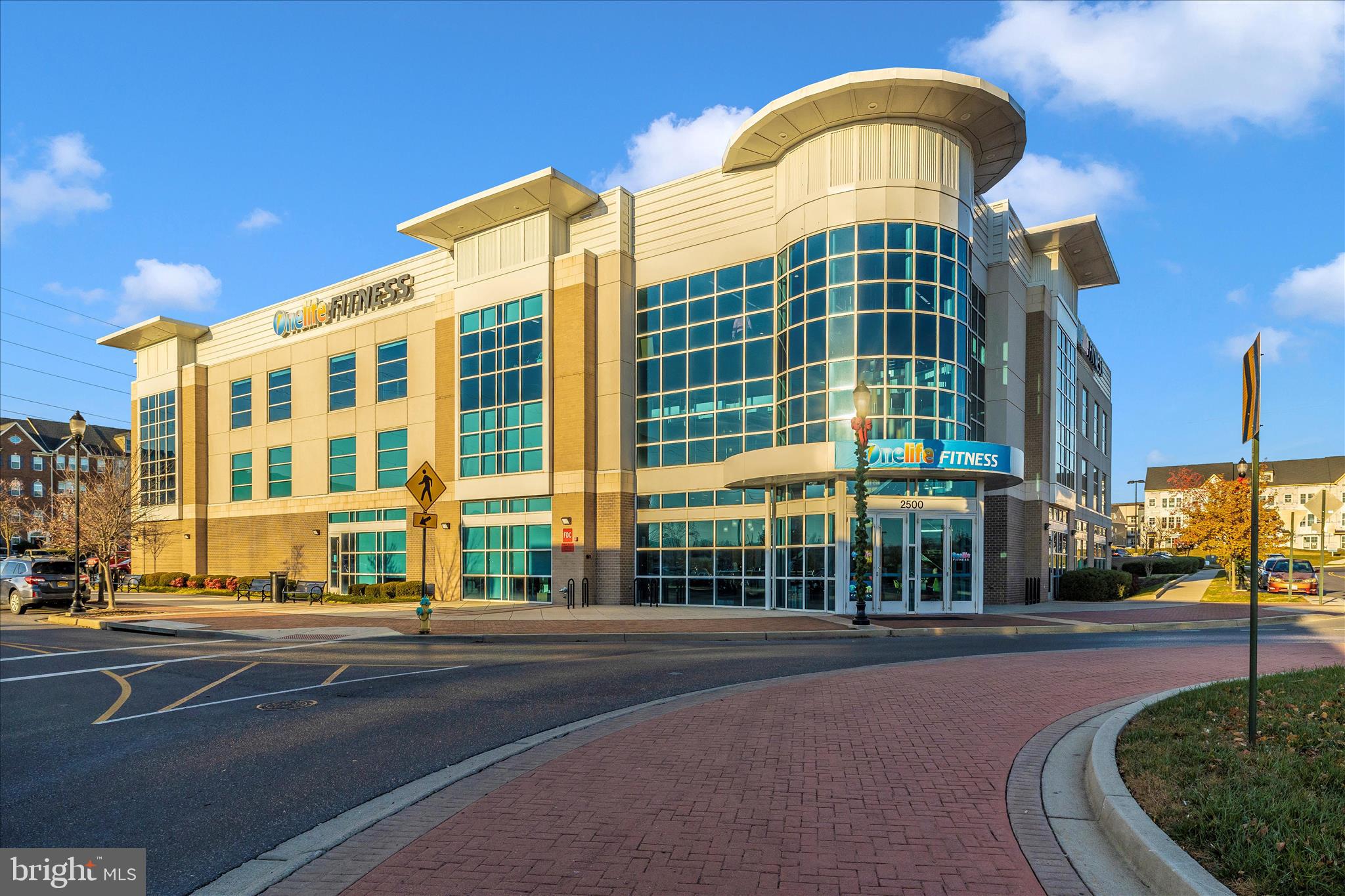 TOWNS AT MARKET COMMONS - Residential