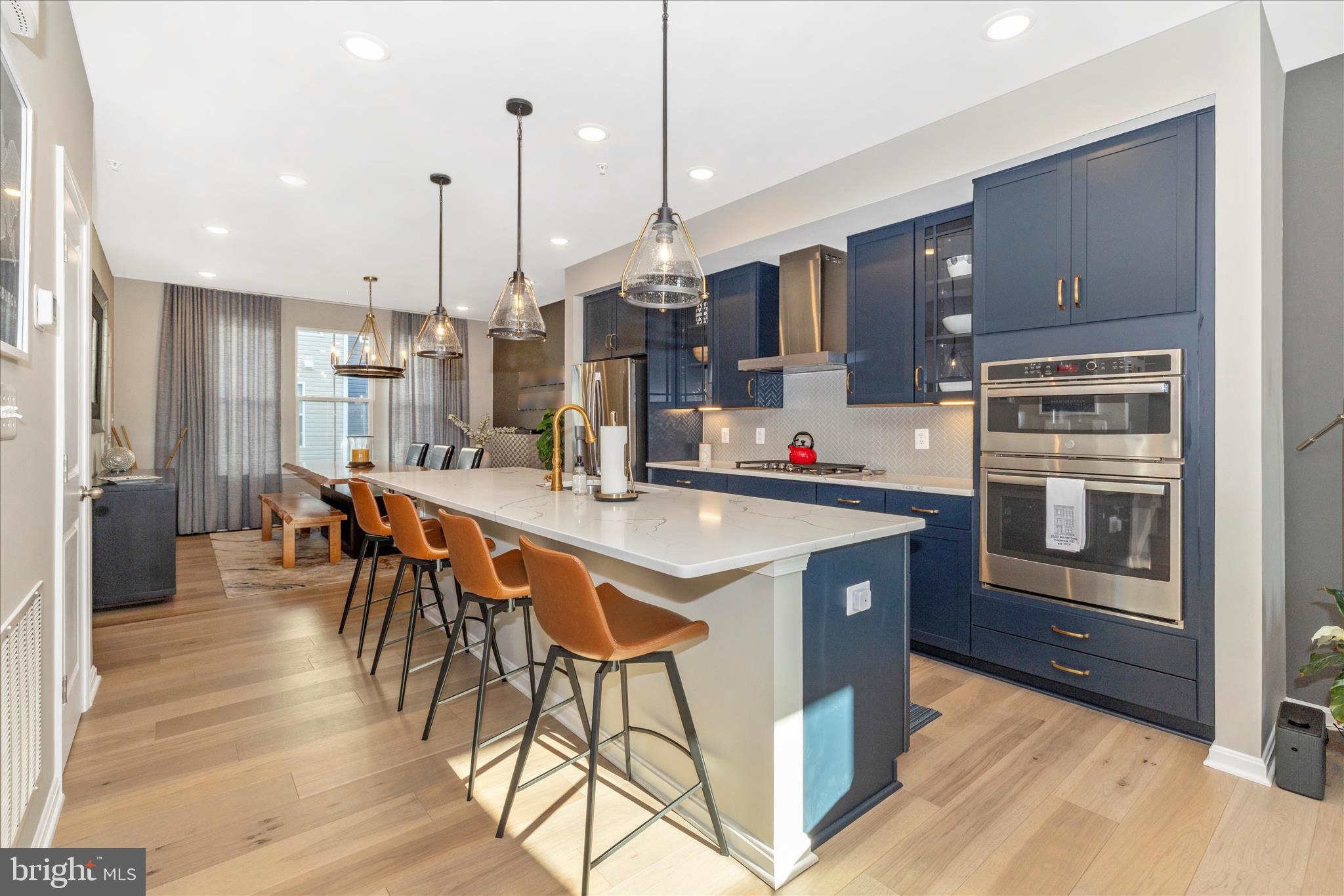 TOWNS AT MARKET COMMONS - Residential