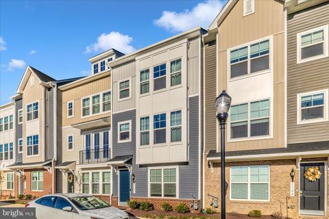 2502 RUCKER LANE FREDERICK MD 21701