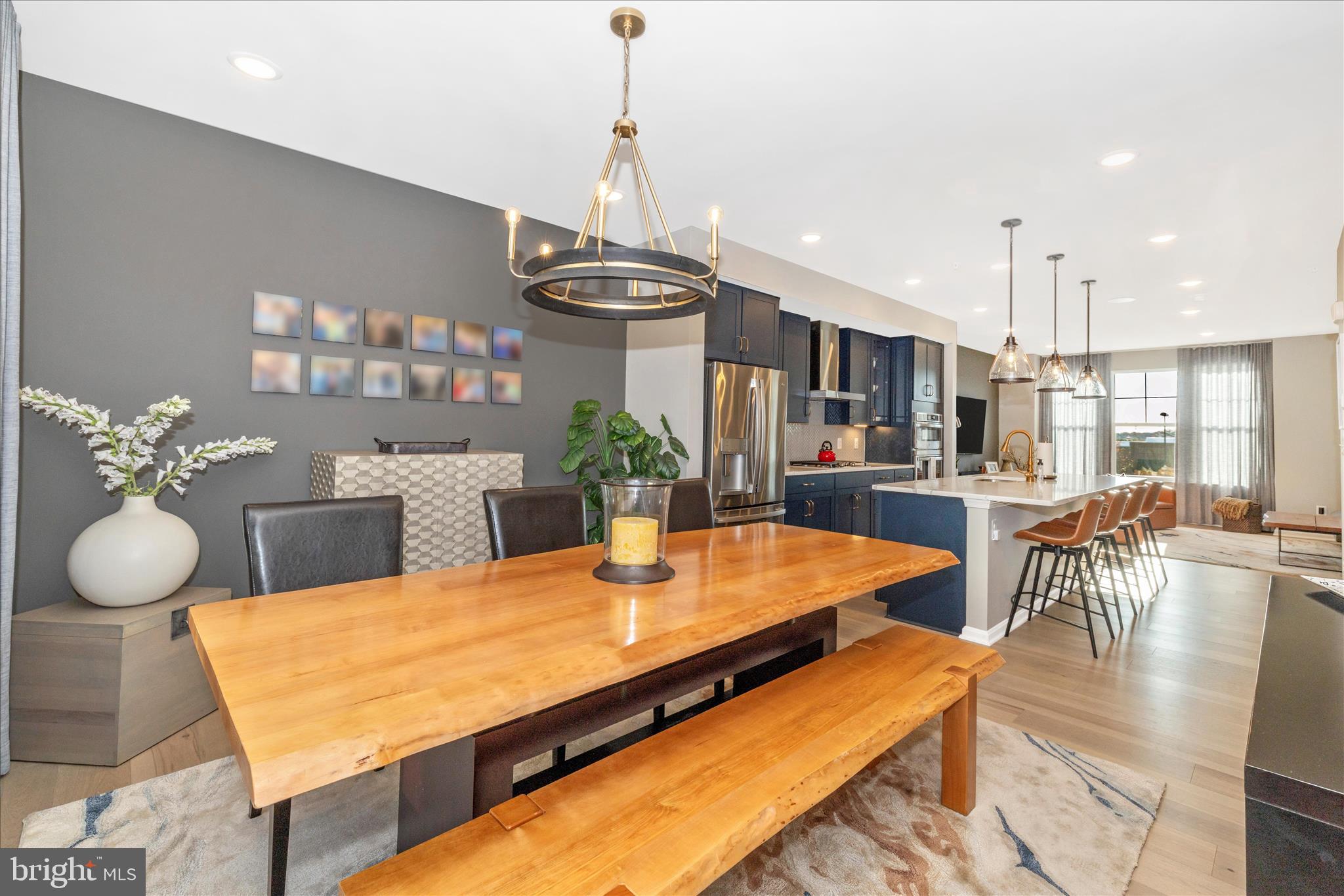 TOWNS AT MARKET COMMONS - Residential