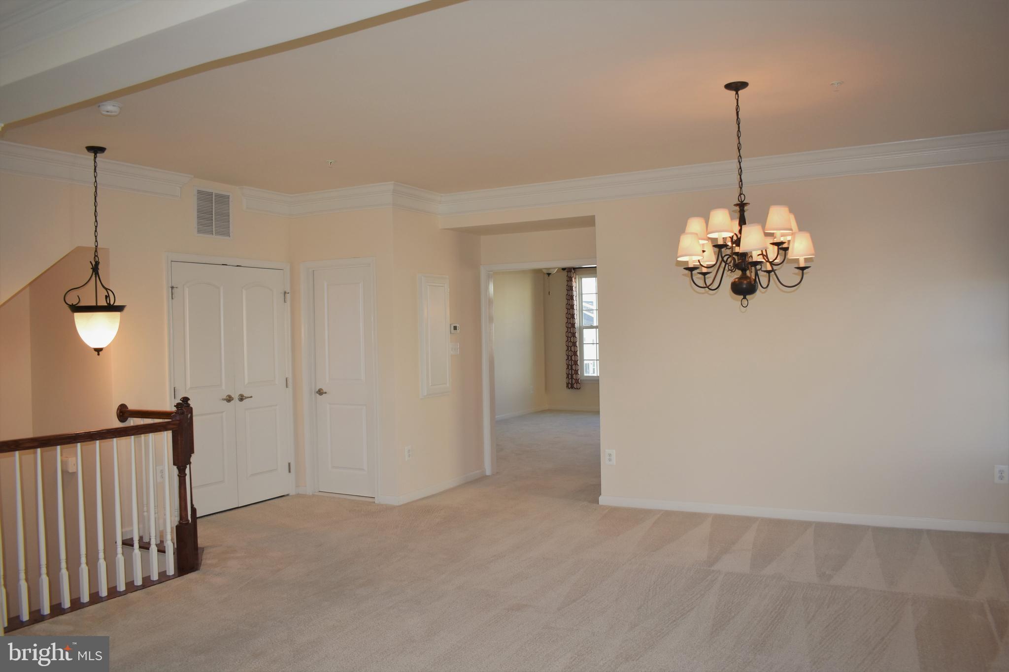 MARKET SQUARE - Residential Lease