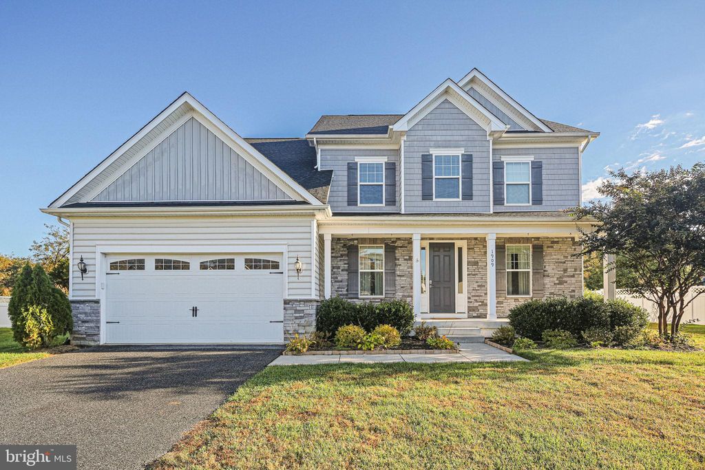 Photo of 1909 Eleanor Court, ANNAPOLIS, MD 21401 (MLS # MDAA2127206)