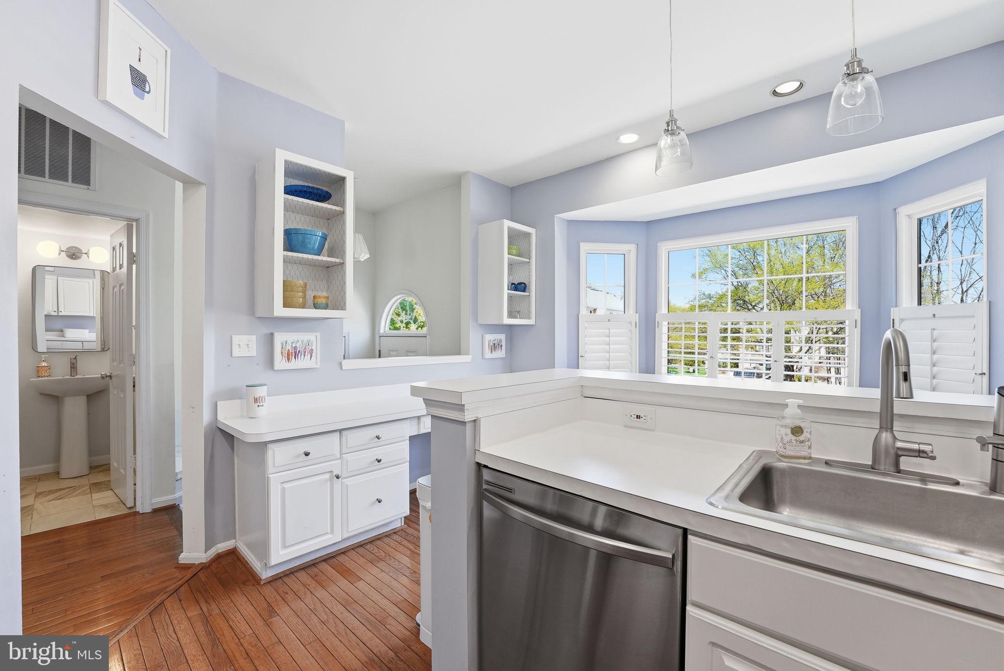 ROCKPOINTE - Residential