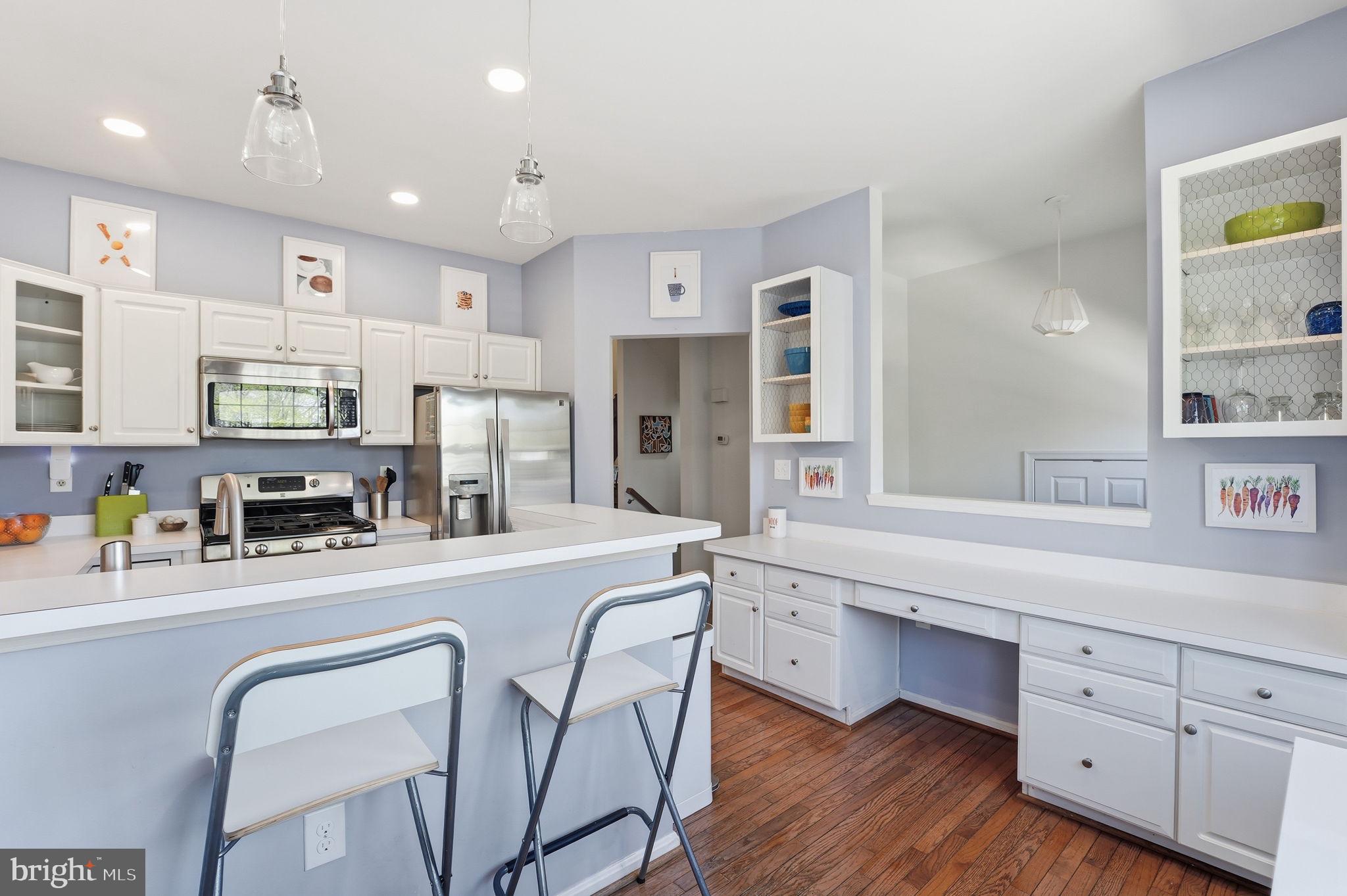 ROCKPOINTE - Residential