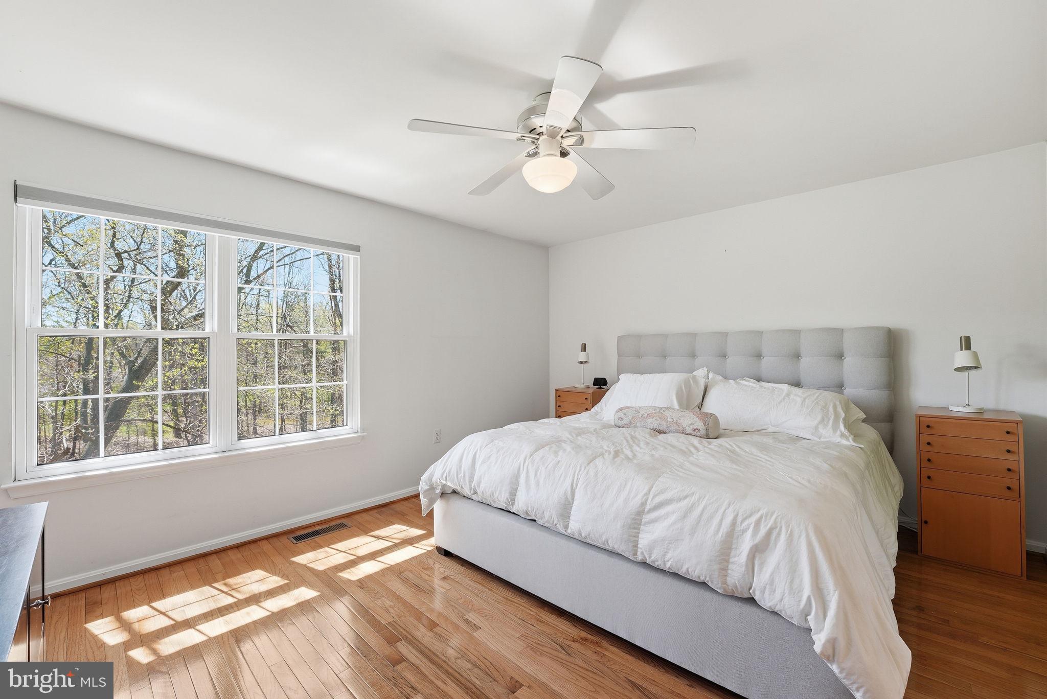 ROCKPOINTE - Residential