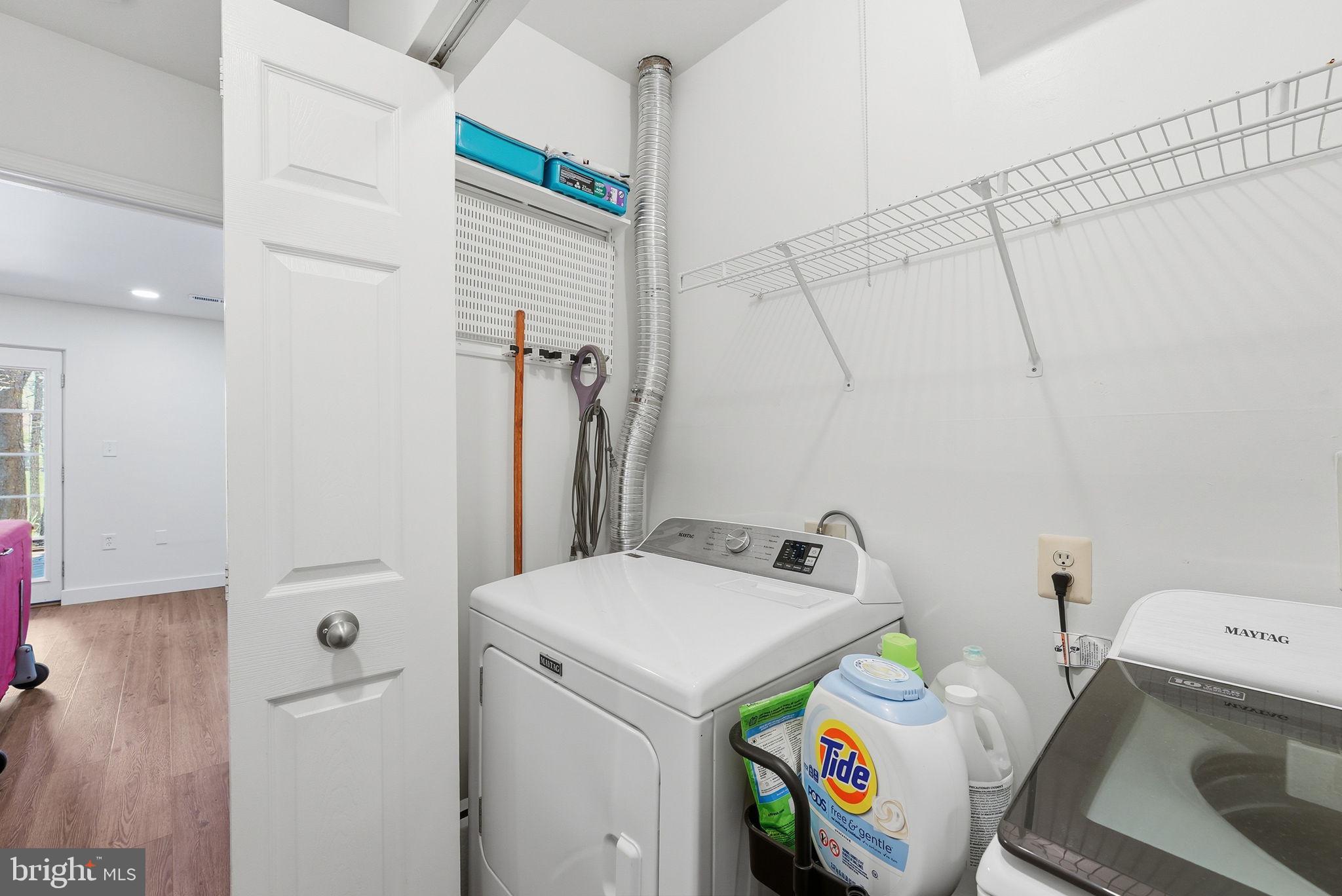 ROCKPOINTE - Residential