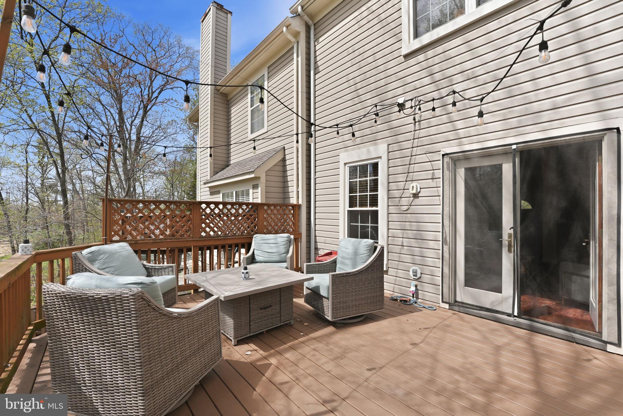 ROCKPOINTE - Residential