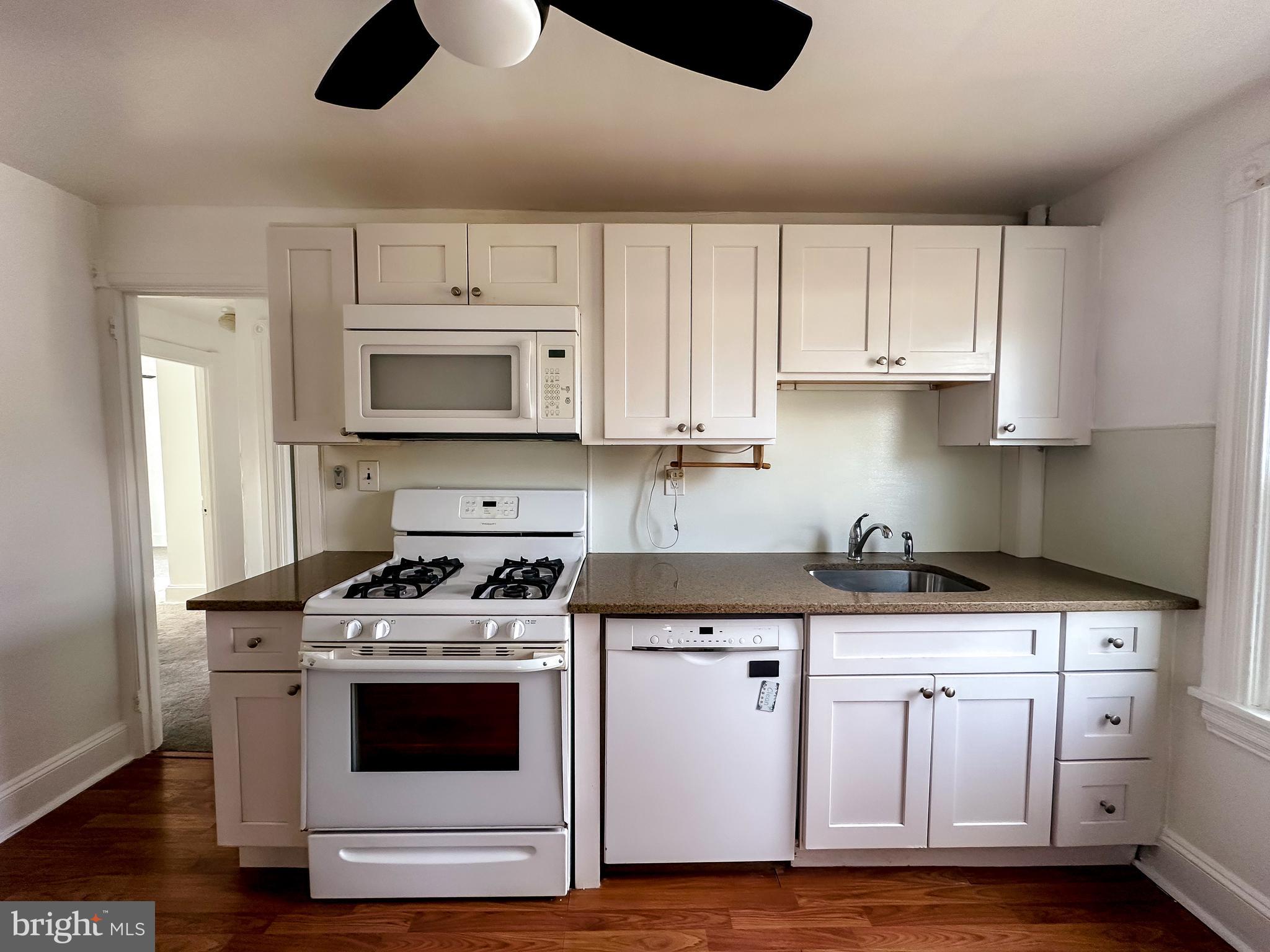 Welcome to this 3-bedroom unit located in Elkins Park.
This apartment has a spacious eat-in kitchen featuring a gas stove, abundant cabinetry, and a dedicated pantry for all your culinary needs. The adjacent laundry room doubles as a versatile storage area, perfect for keeping your home organized.
Three generously-sized bedrooms provide plenty of space for family, guests, or a home office. The primary bedroom offers a bonus with attic access, providing even more storage possibilities. A full bathroom and welcoming living area round out this practical floor plan.
Ideally situated near the green spaces of Alverthorpe Park, with convenient access to Old York Road and Route 309, this location offers the perfect blend of tranquility and accessibility. Shopping, dining, and recreation are all within easy reach.
Don't miss this opportunity - schedule your personal tour today!