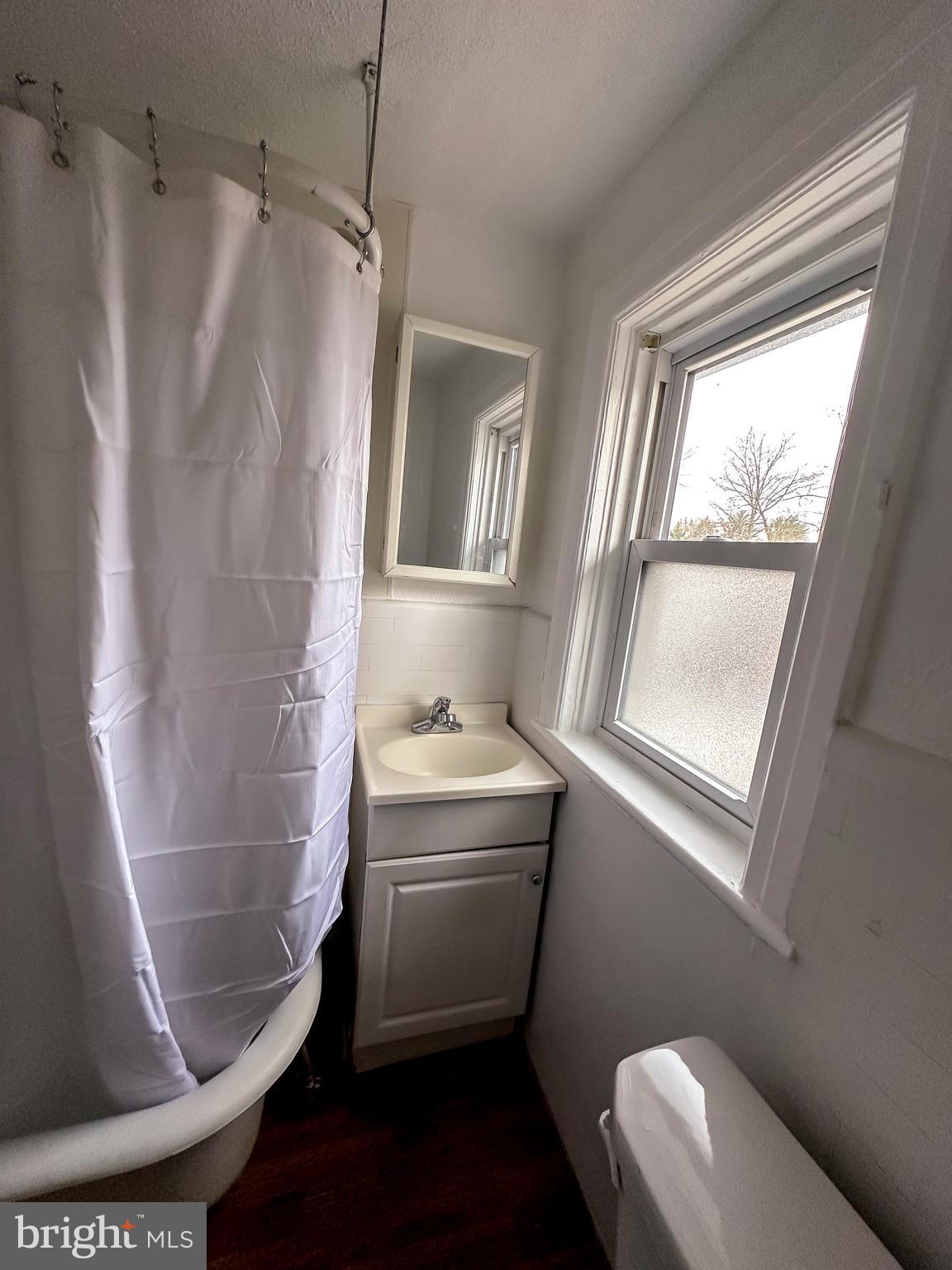 ELKINS PARK - Residential Lease