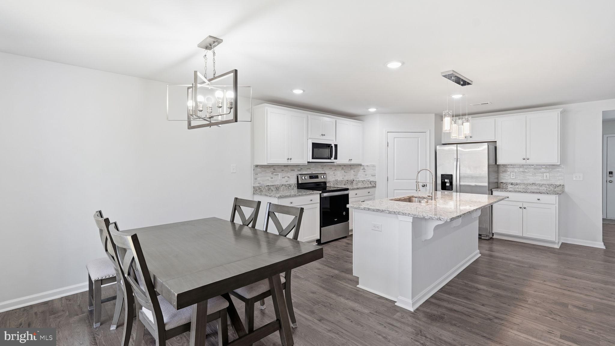 MAURY HEIGHTS - Residential