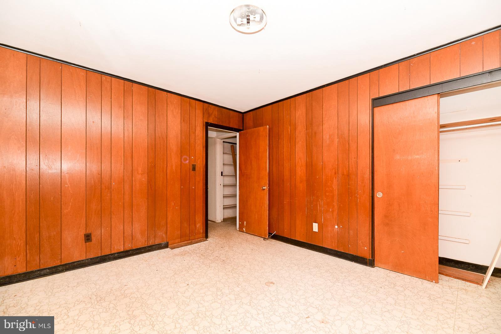 ESSEX SOUTH - Residential