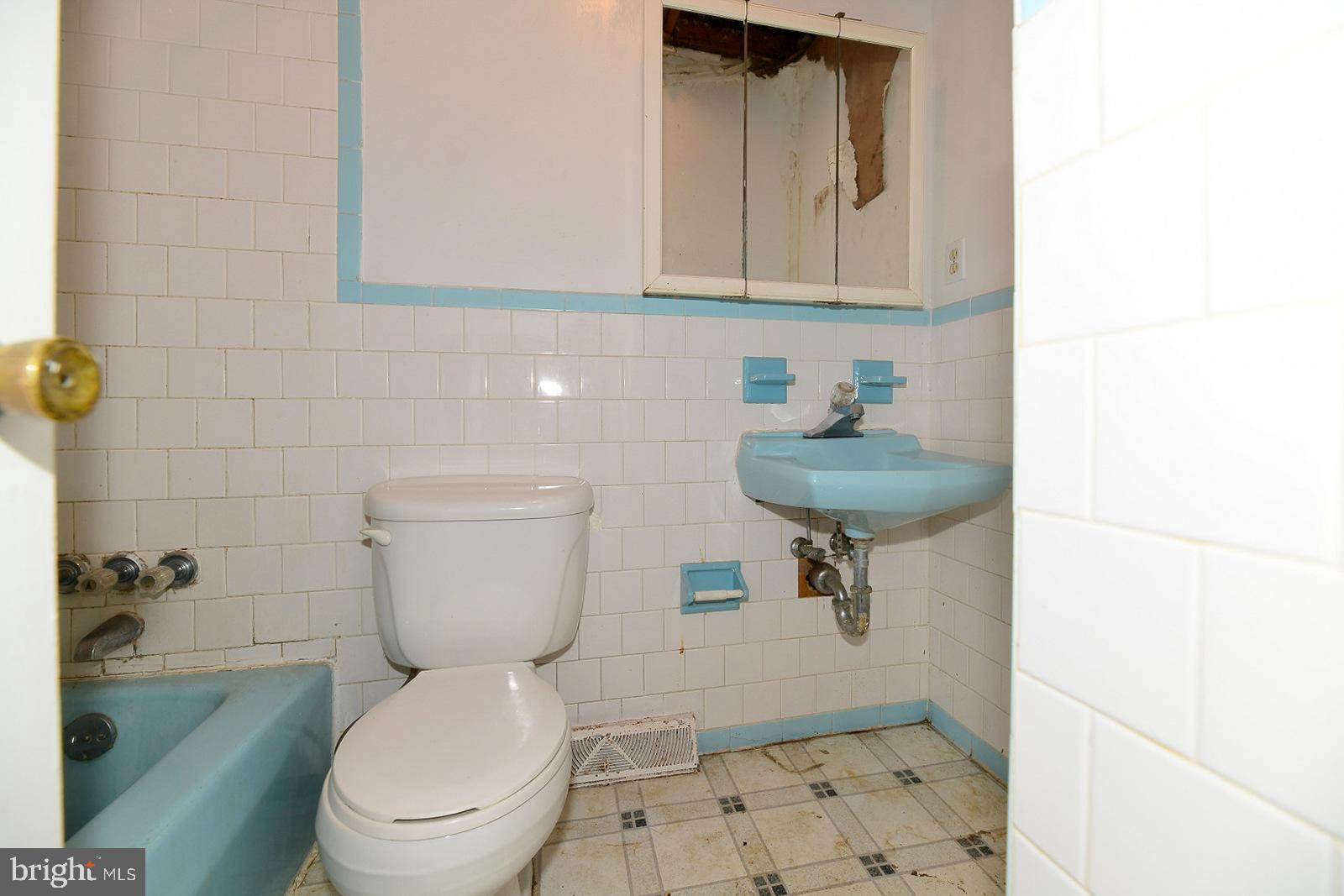 ESSEX SOUTH - Residential