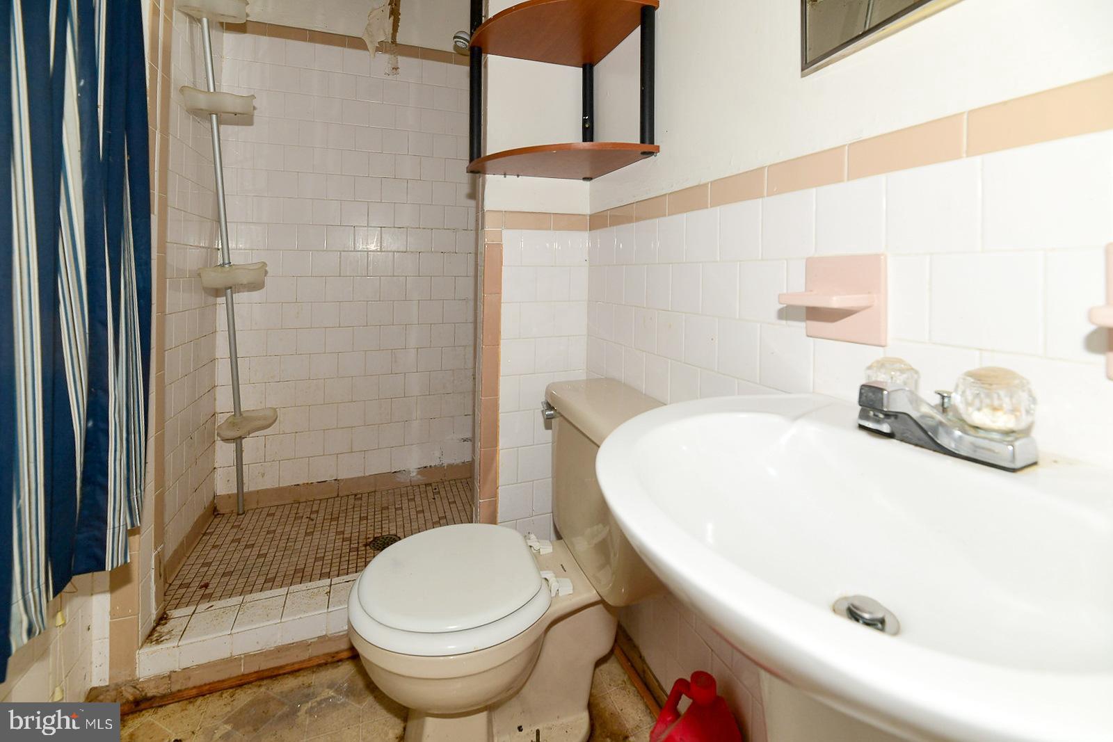 ESSEX SOUTH - Residential