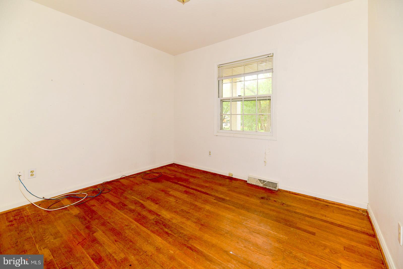 ESSEX SOUTH - Residential