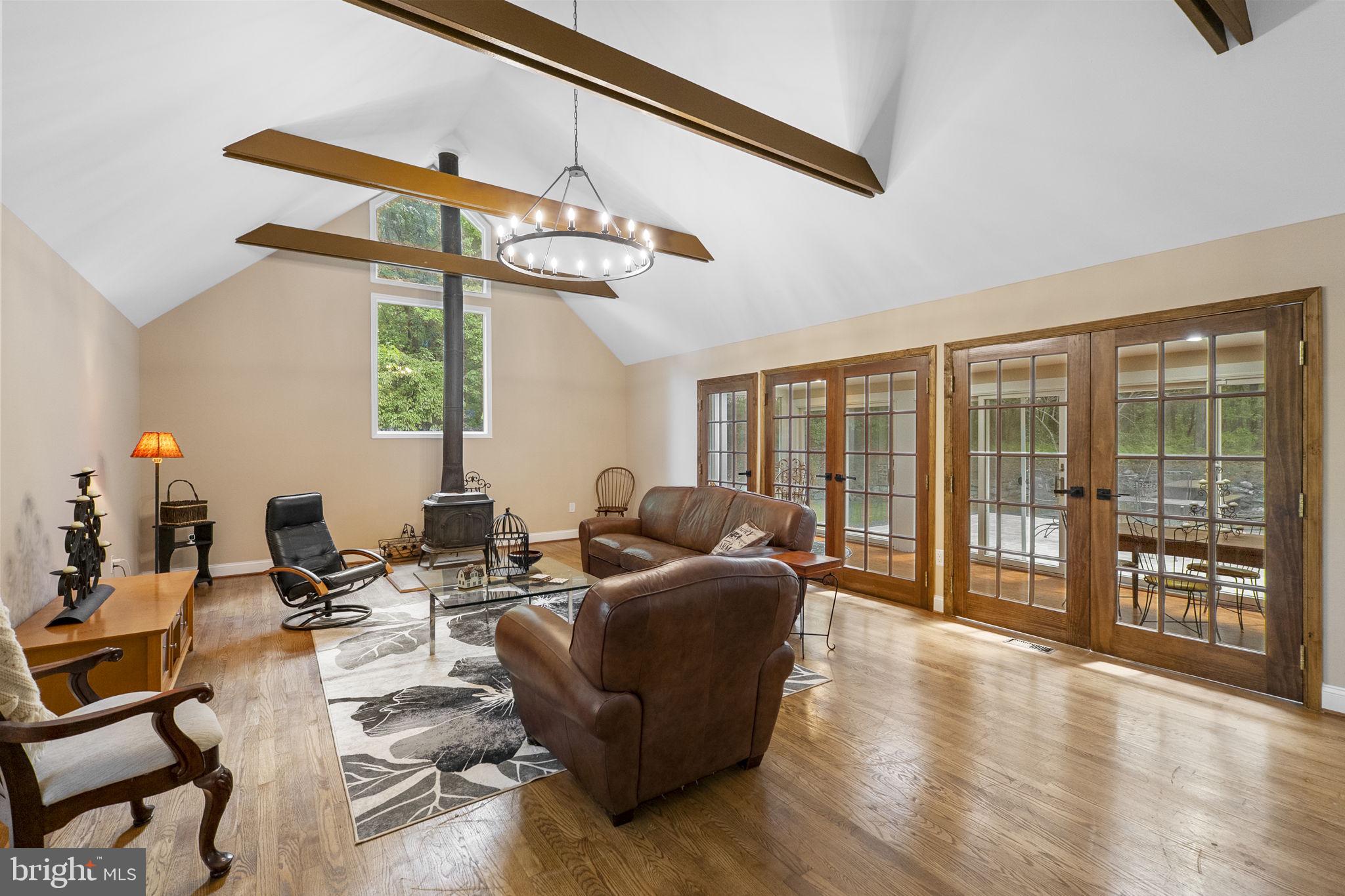 BARNESVILLE OUTSIDE - Residential