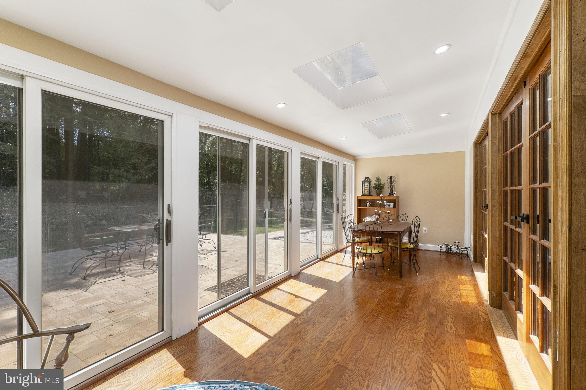 BARNESVILLE OUTSIDE - Residential