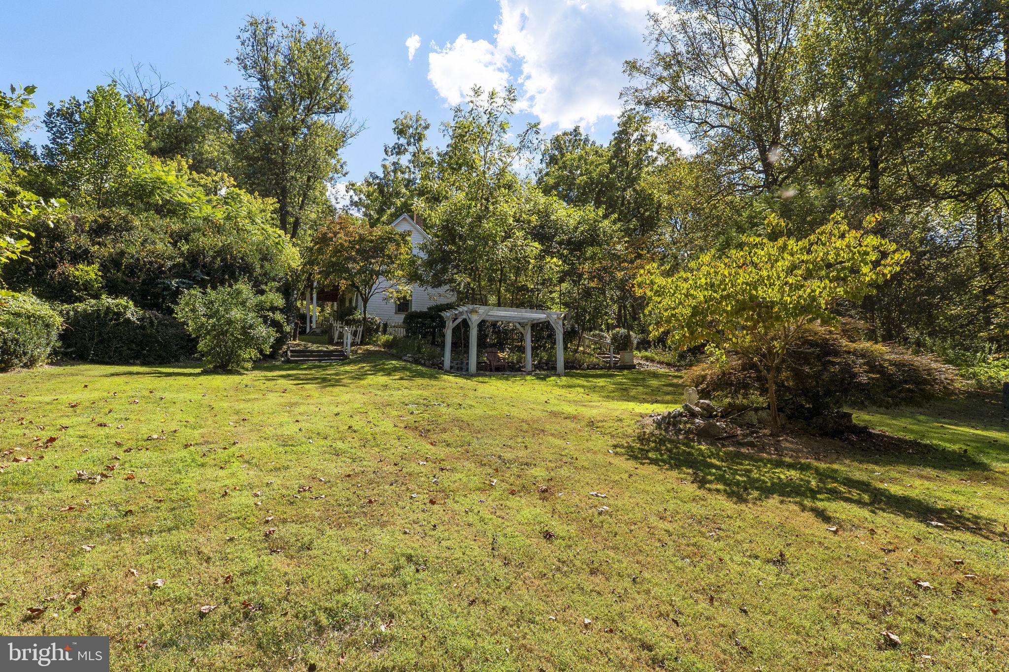 BARNESVILLE OUTSIDE - Residential