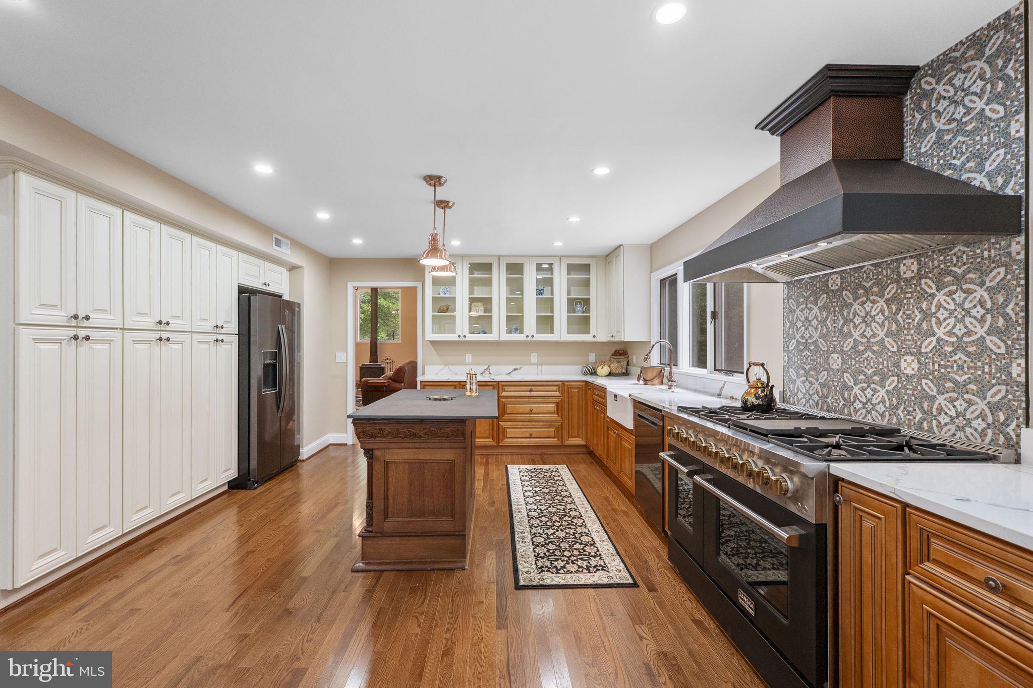 BARNESVILLE OUTSIDE - Residential