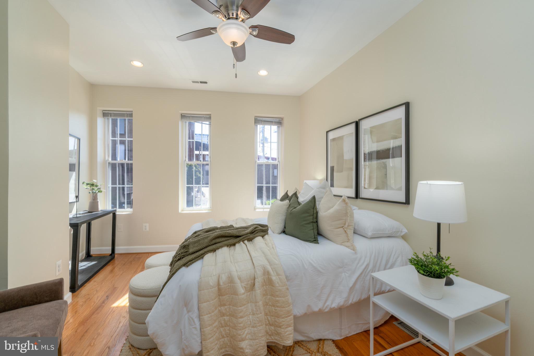 RIVERSIDE PARK - Residential