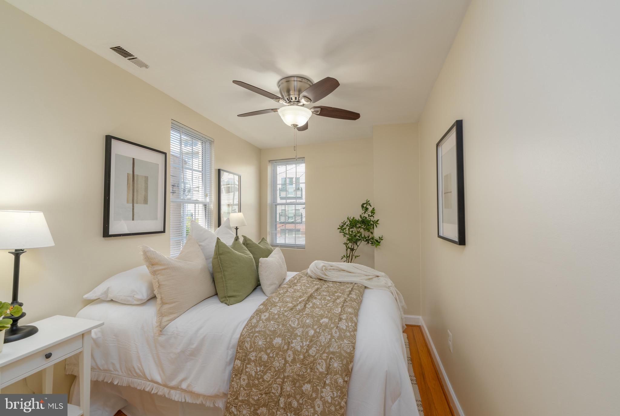 RIVERSIDE PARK - Residential
