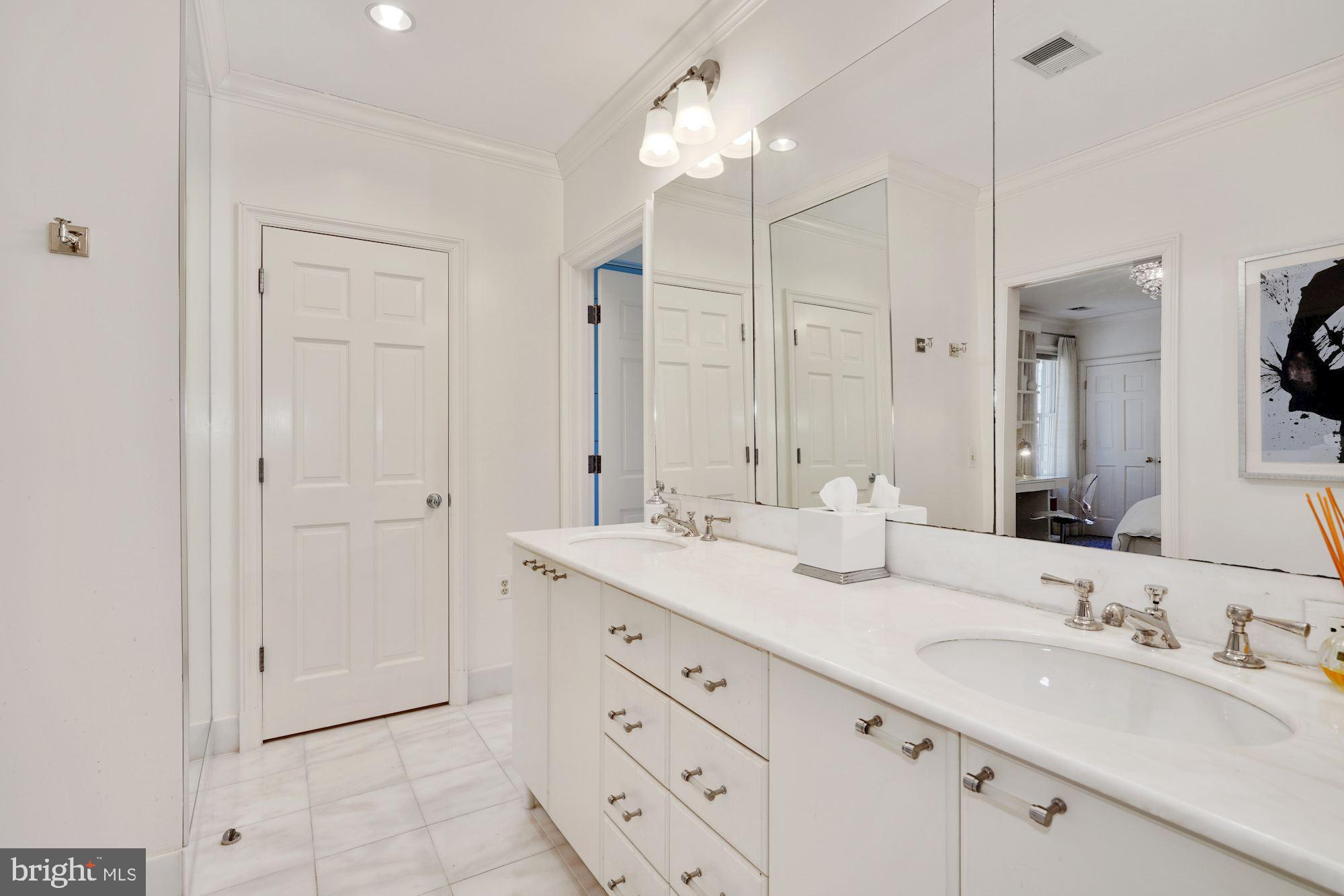 WESLEY HEIGHTS - Residential