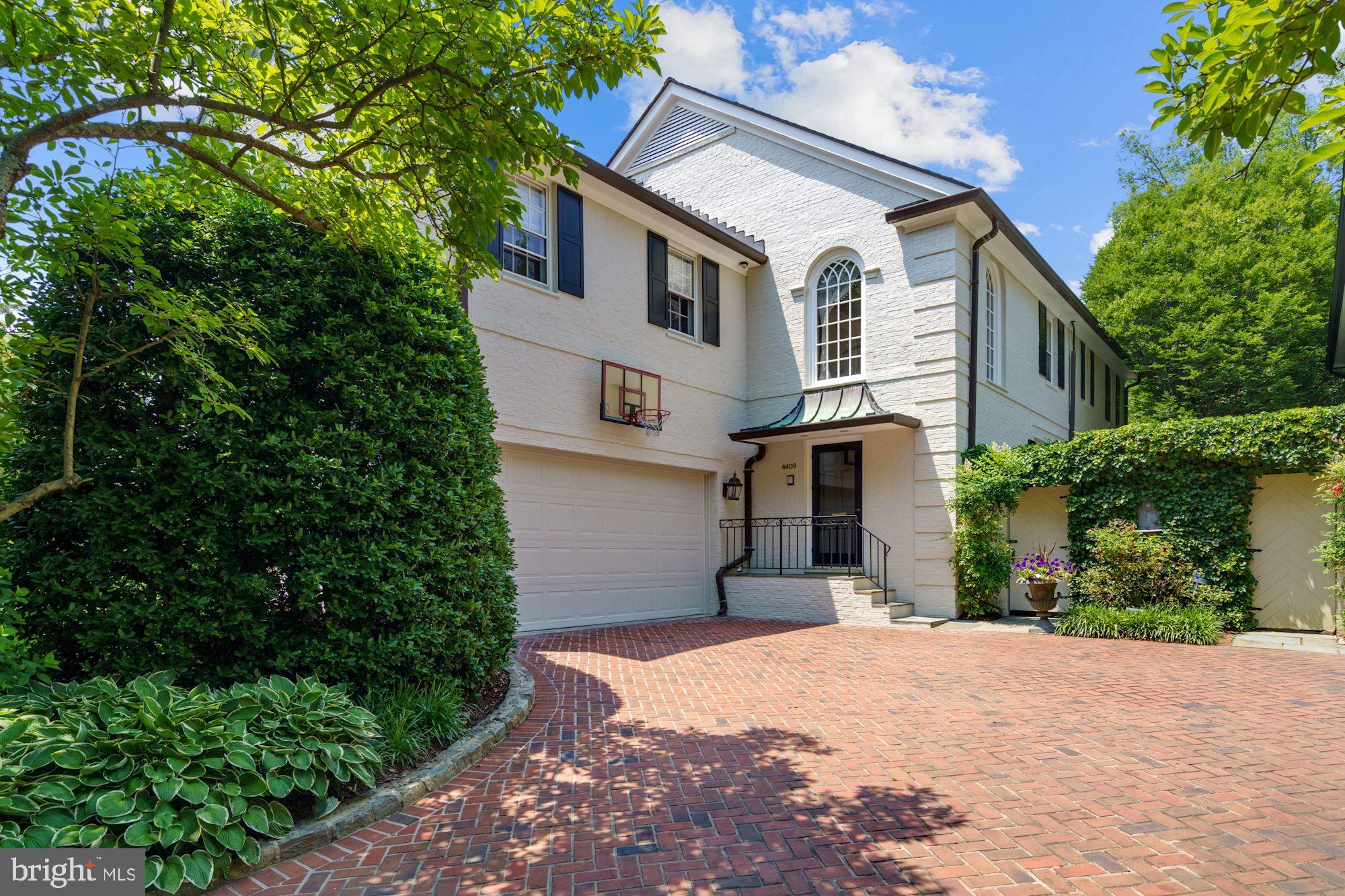 WESLEY HEIGHTS - Residential