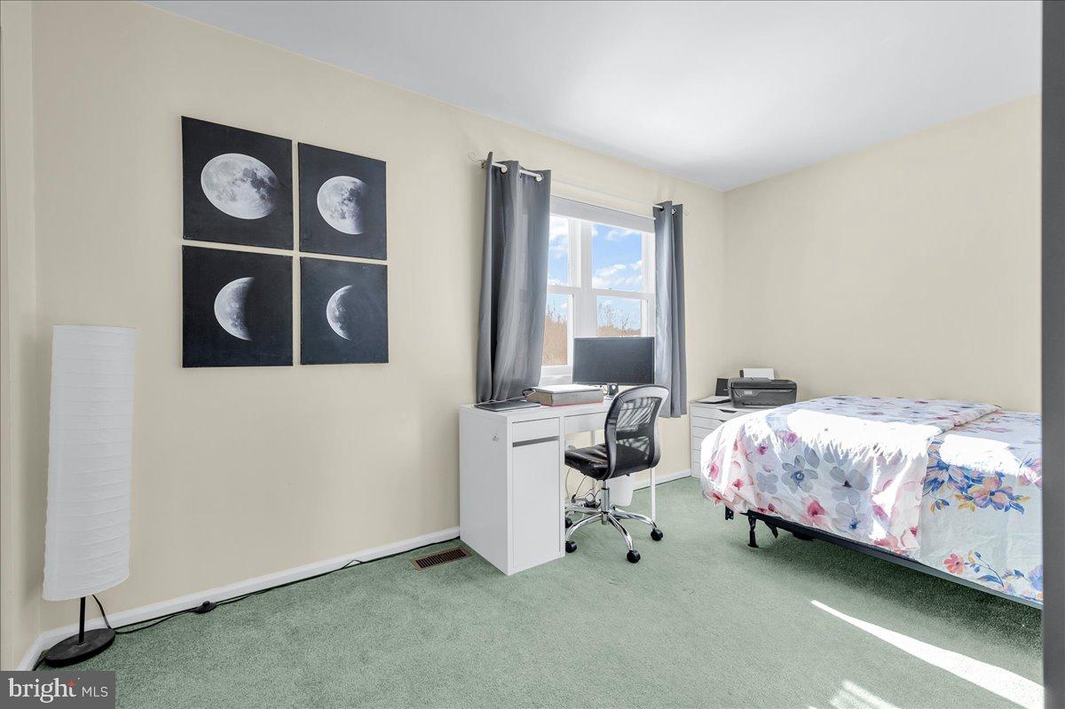 SALEM WOODS - Residential