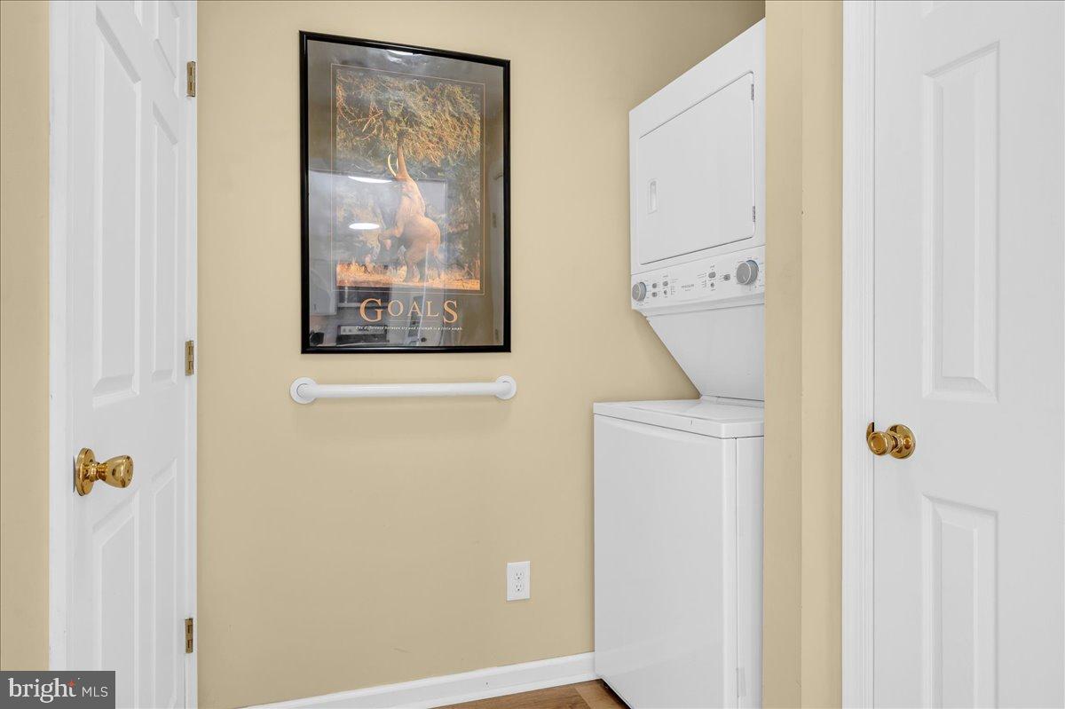 SALEM WOODS - Residential