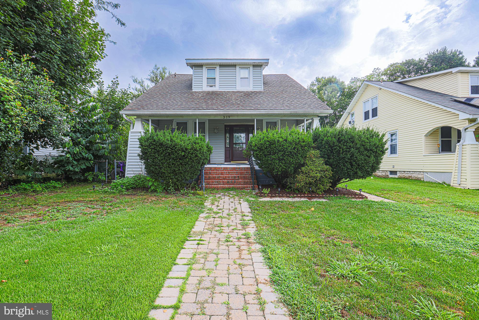 Welcome to 319 Orchard Rd – Your Perfect First Home in Anne Arundel County!
This spacious 3-bedroom, 2.5-bath home offers the ideal combination of charm, comfort, and opportunity. Featuring beautiful hardwood floors throughout, a fully updated kitchen, and a finished basement with a bonus 4th bedroom, there’s plenty of room to grow and create lasting memories.
The large, fenced backyard is perfect for entertaining, gardening, or enjoying time with pets and family. While the home could benefit from a few cosmetic updates, it’s a great chance to add your personal touch and make it truly yours.
Conveniently located near shopping, dining, and major commuter routes, 319 Orchard Rd is a place to plant roots and thrive.
Don’t miss your chance to own a wonderful home in a great location—schedule your private tour today!