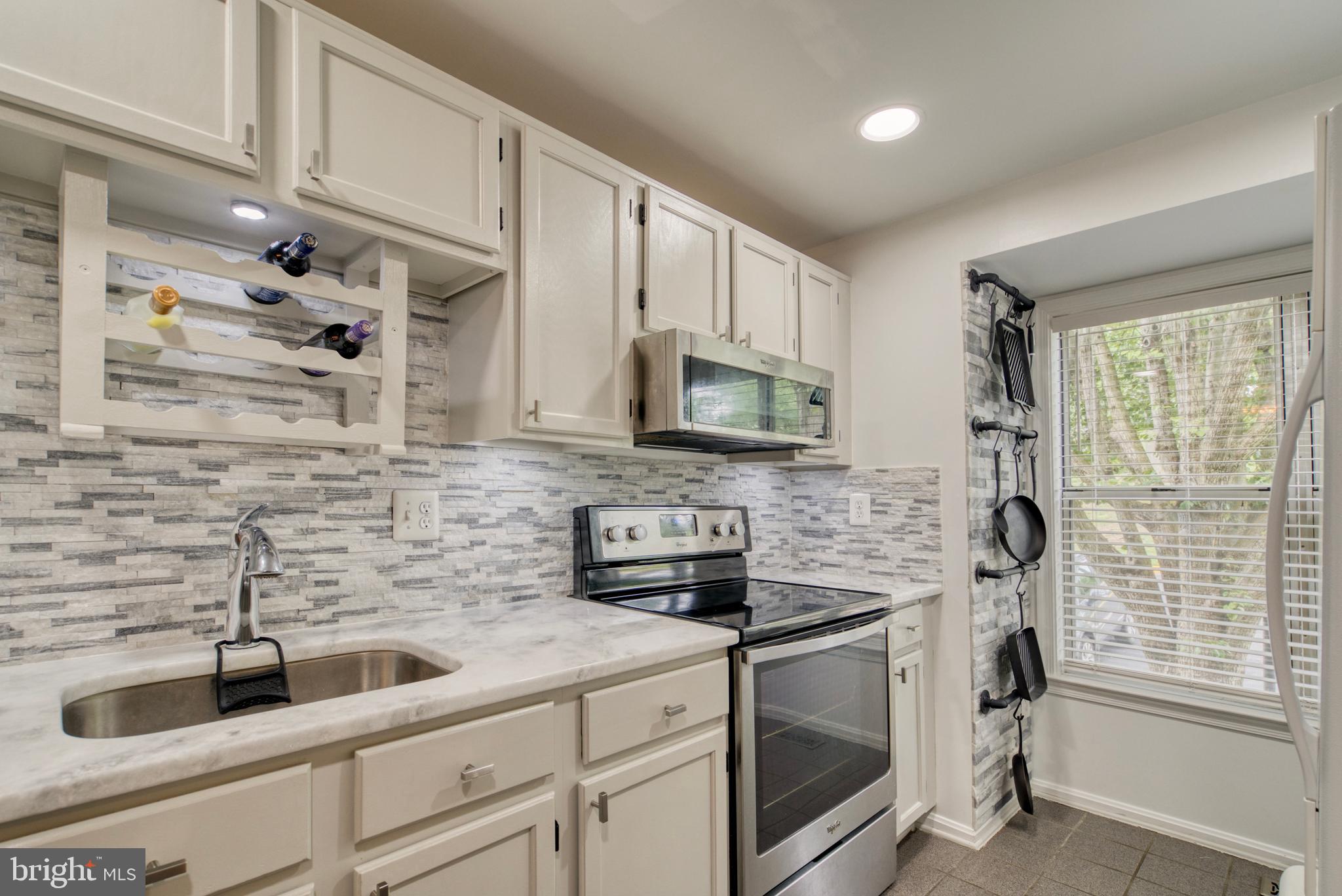 KINGSTOWNE - Residential